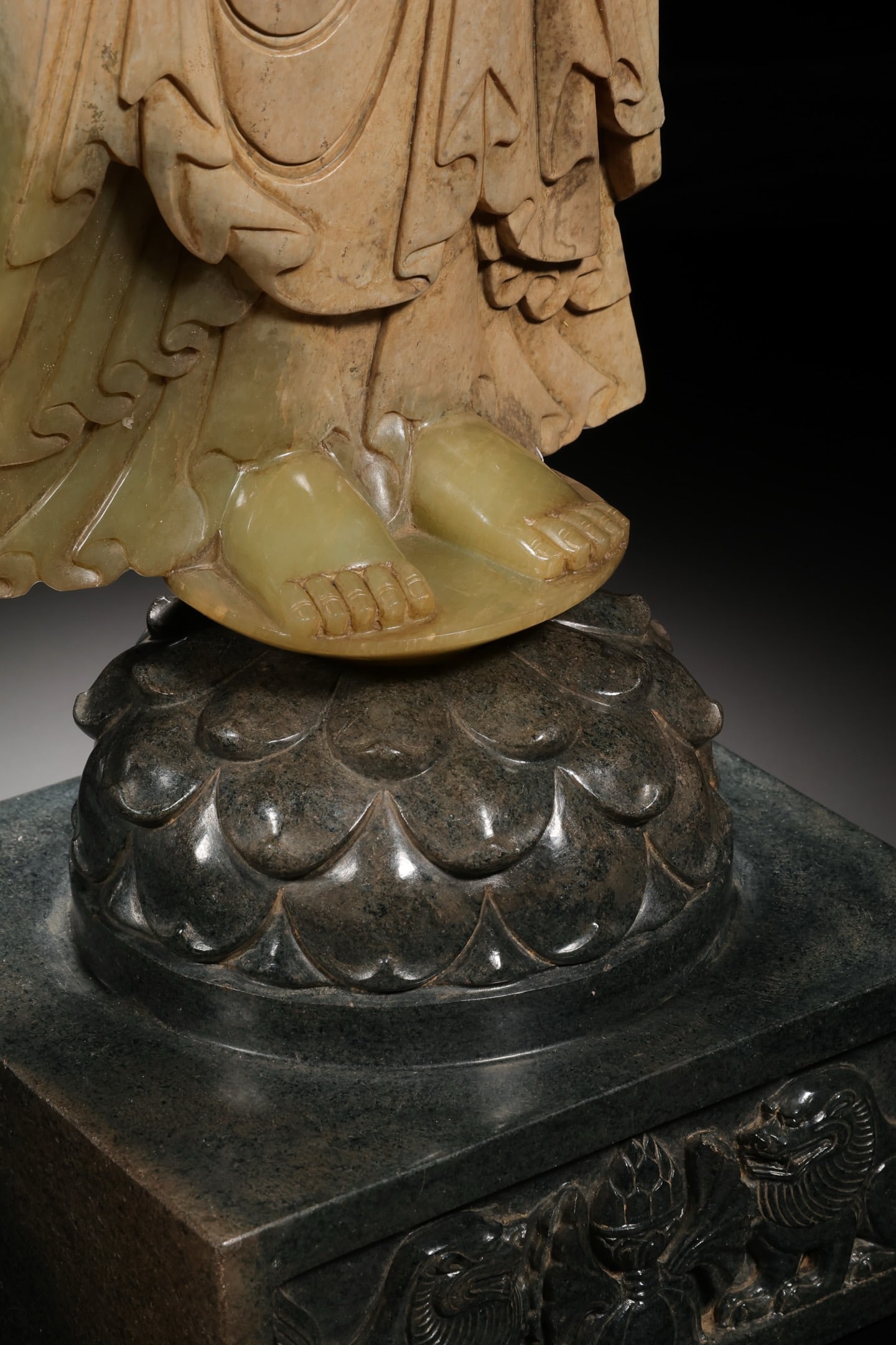 Jade GuanYin Figure - 5