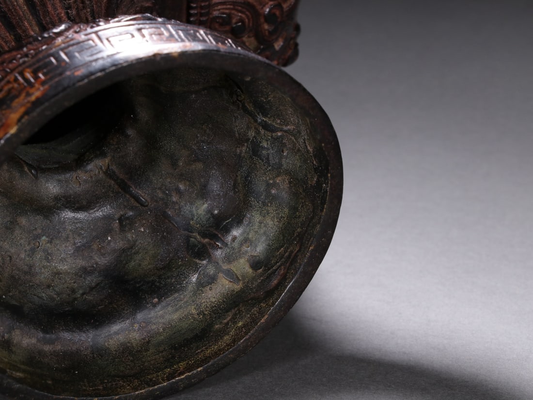 Bronze Carved Flower and Dragon Pattern Pot - 8