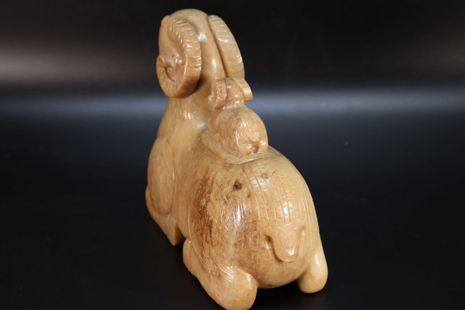 Jade Carved Beast Face Pattern Ram Shape Figure - 10