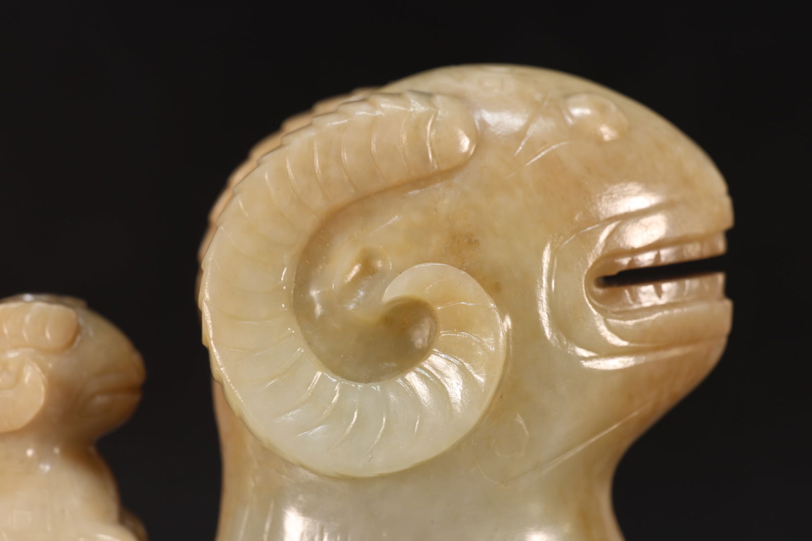 Jade Carved Beast Face Pattern Ram Shape Figure - 2