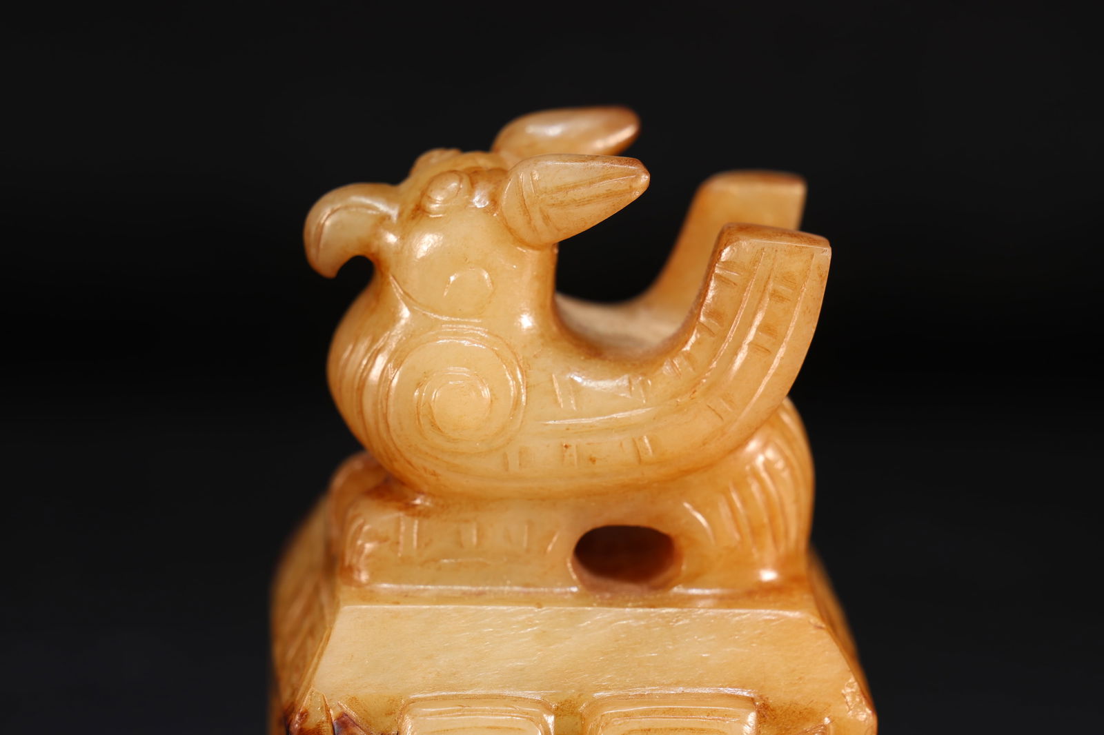 Jade Carved Beast Face Pattern Bird Shape Stone Seal - 2