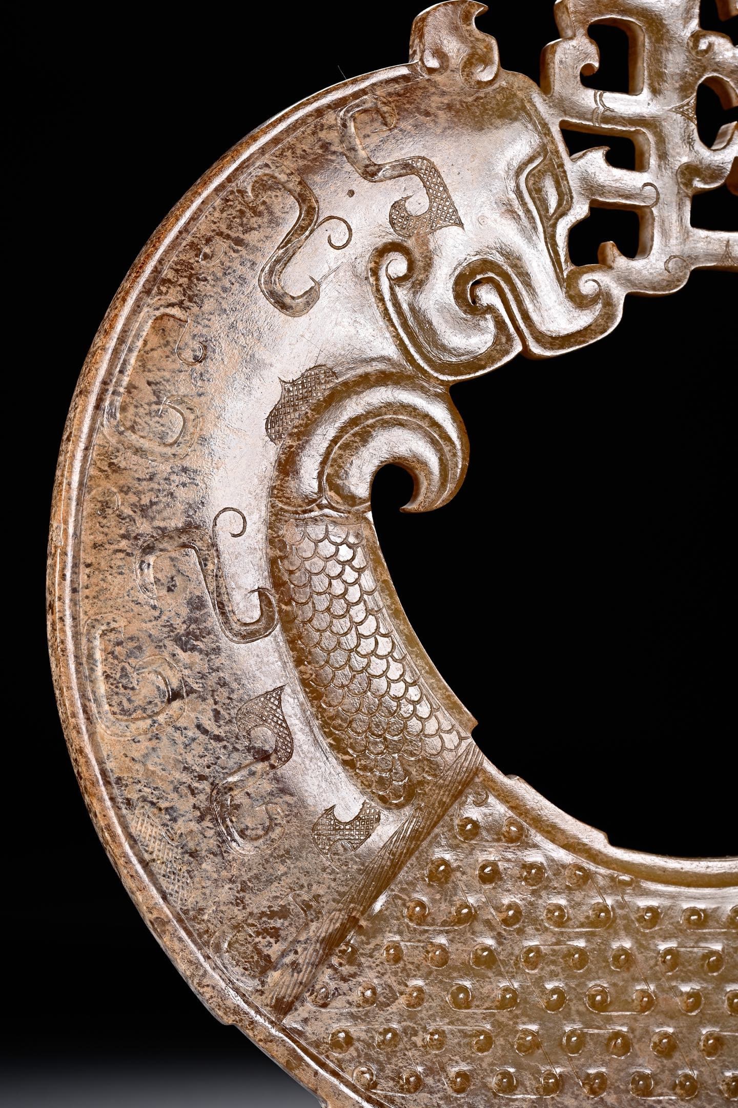 Jade Carved Cloud Pattern Phoenix Shape Yuan - 2