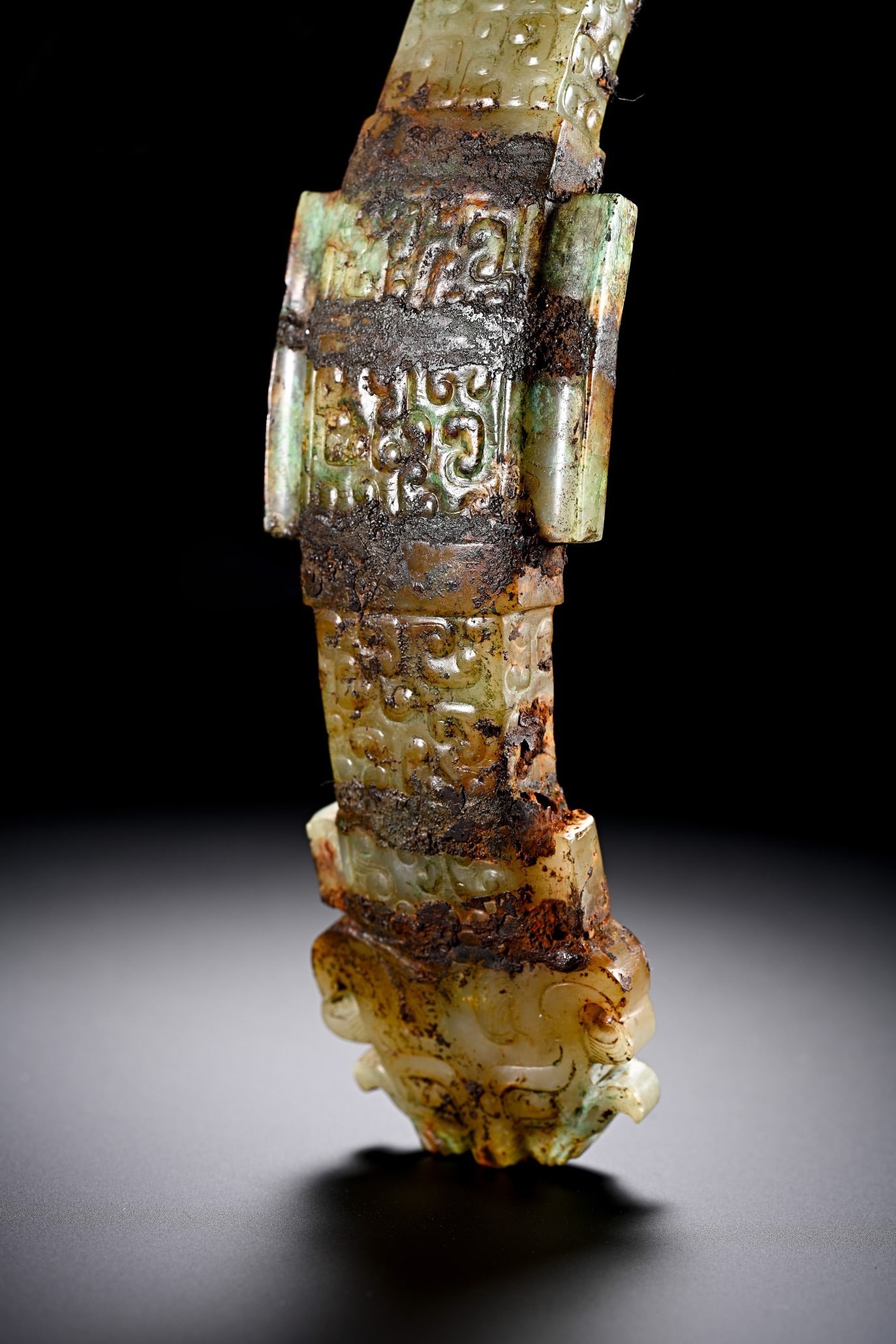 Jade Carved Dragon Shape Belt Hook - 12