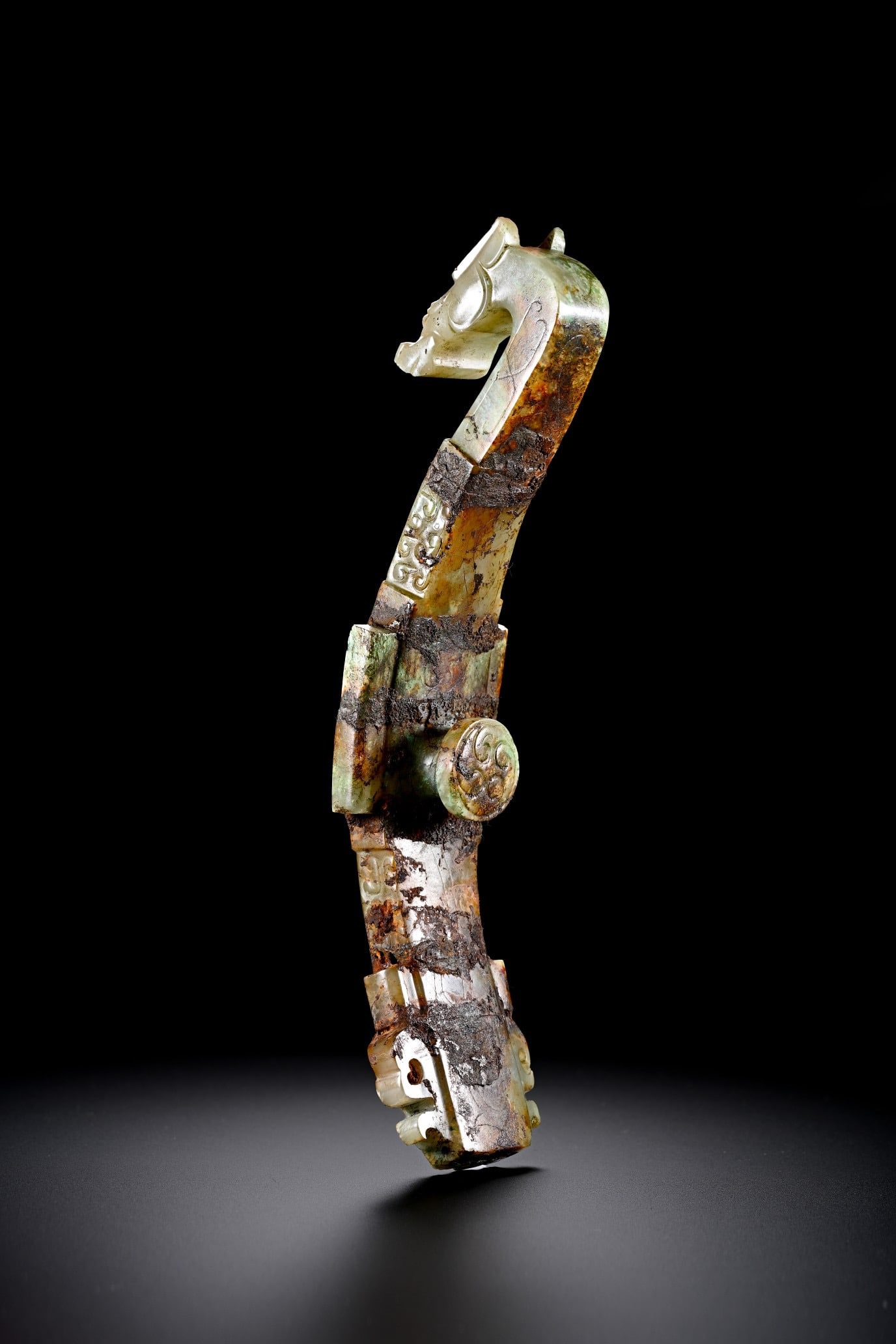 Jade Carved Dragon Shape Belt Hook - 16