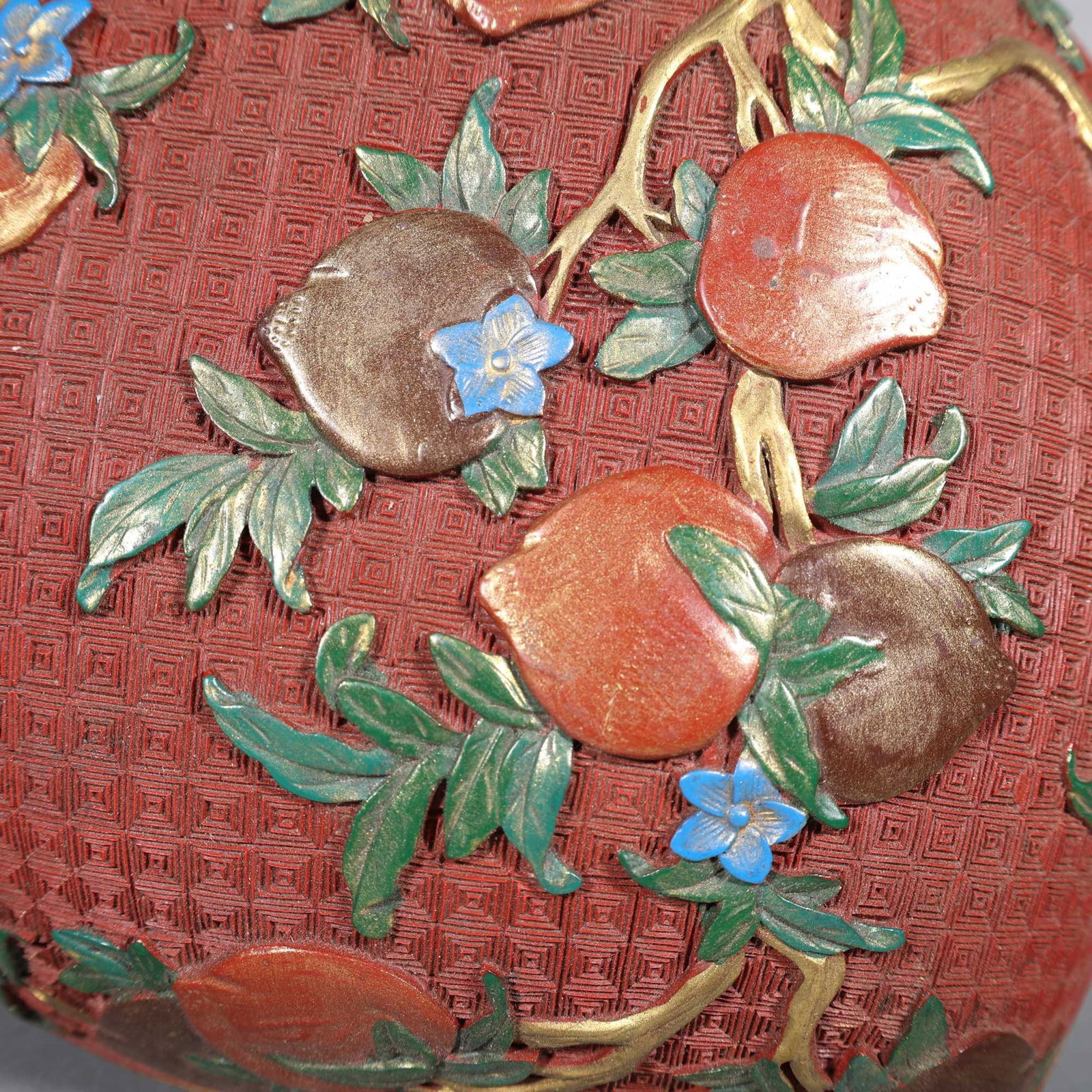 Lacquerware Red Carved Peach Pattern Lid Box - 10