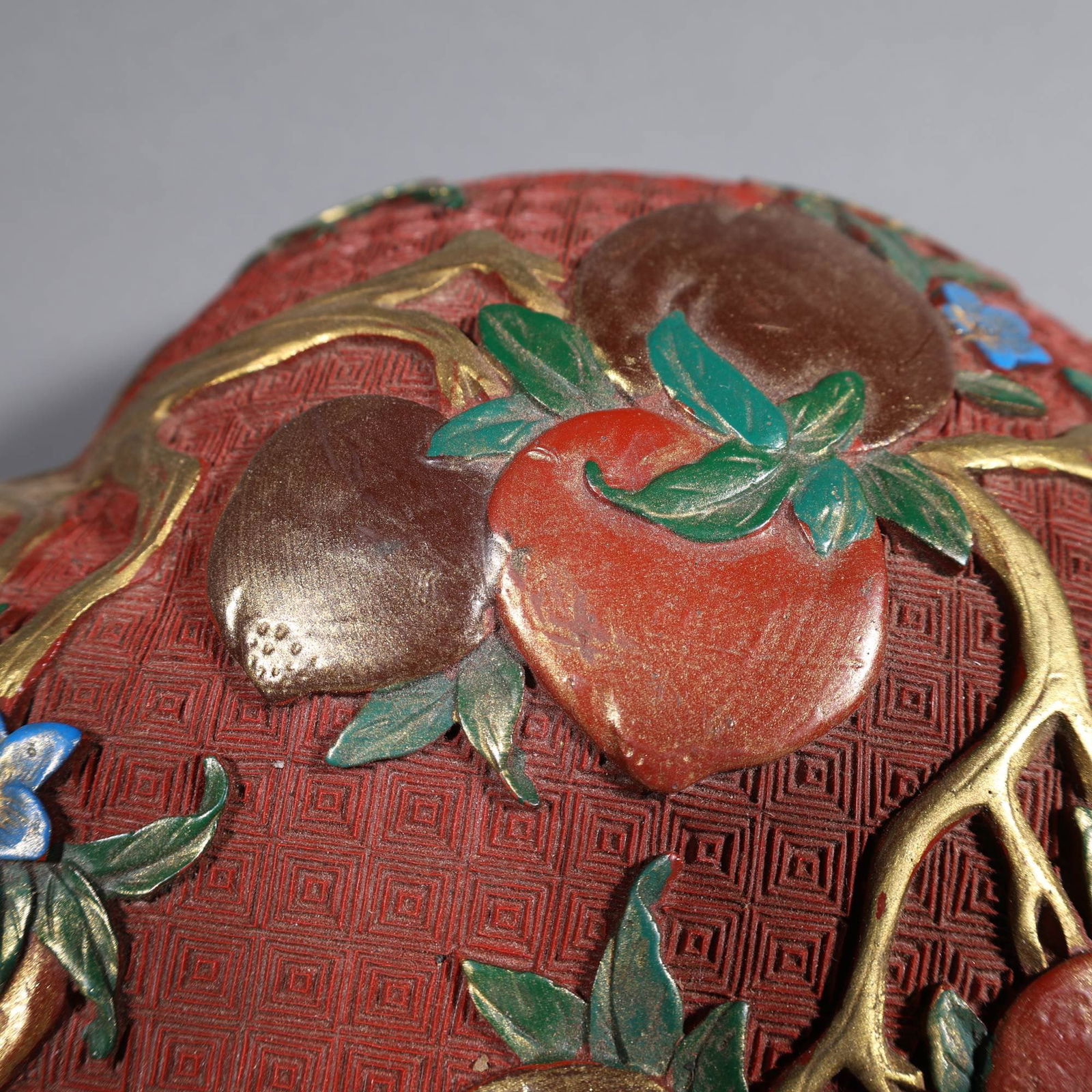 Lacquerware Red Carved Peach Pattern Lid Box - 12