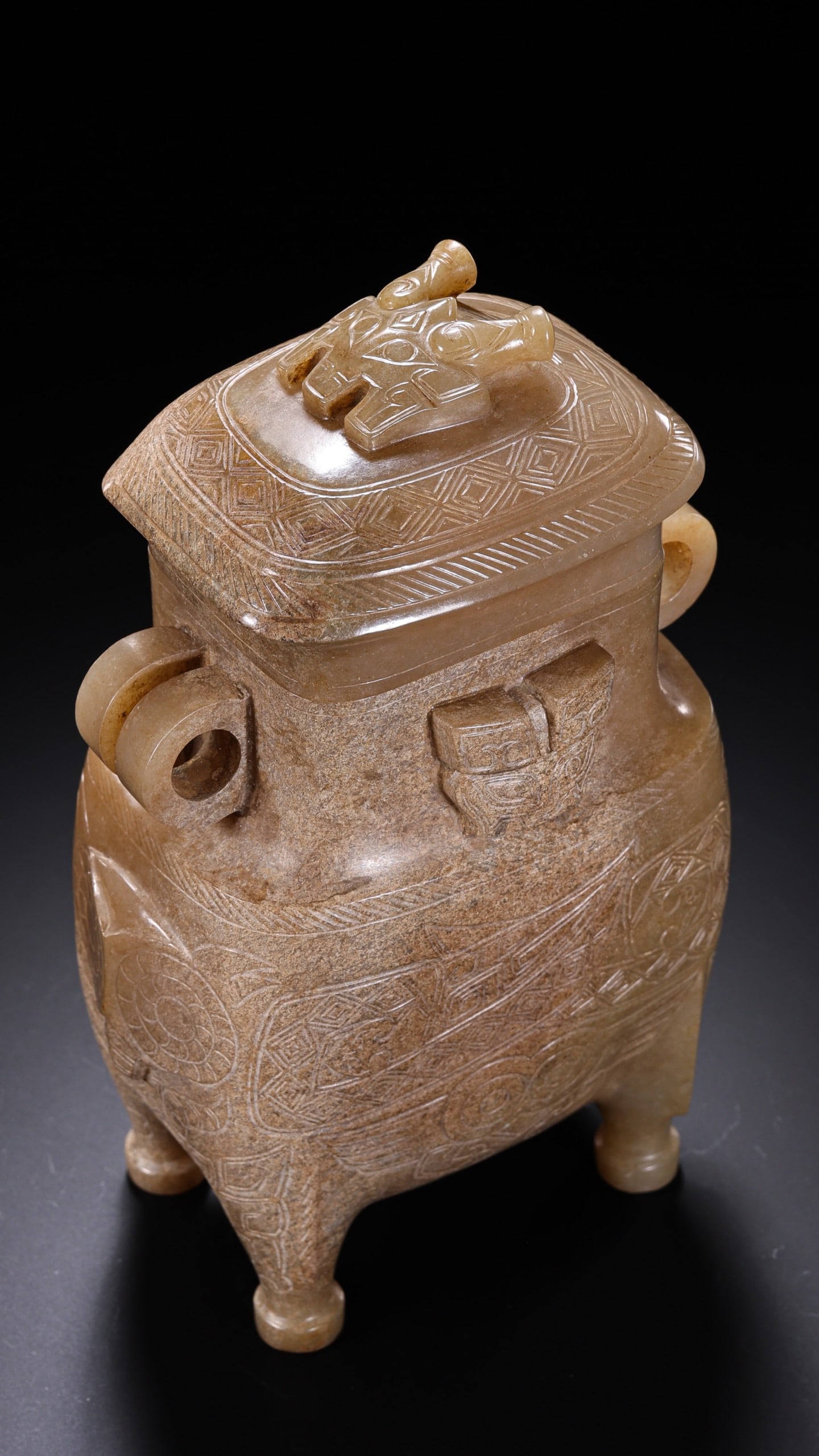 Jade Carved Beast Face Pattern Lid Pot - 4