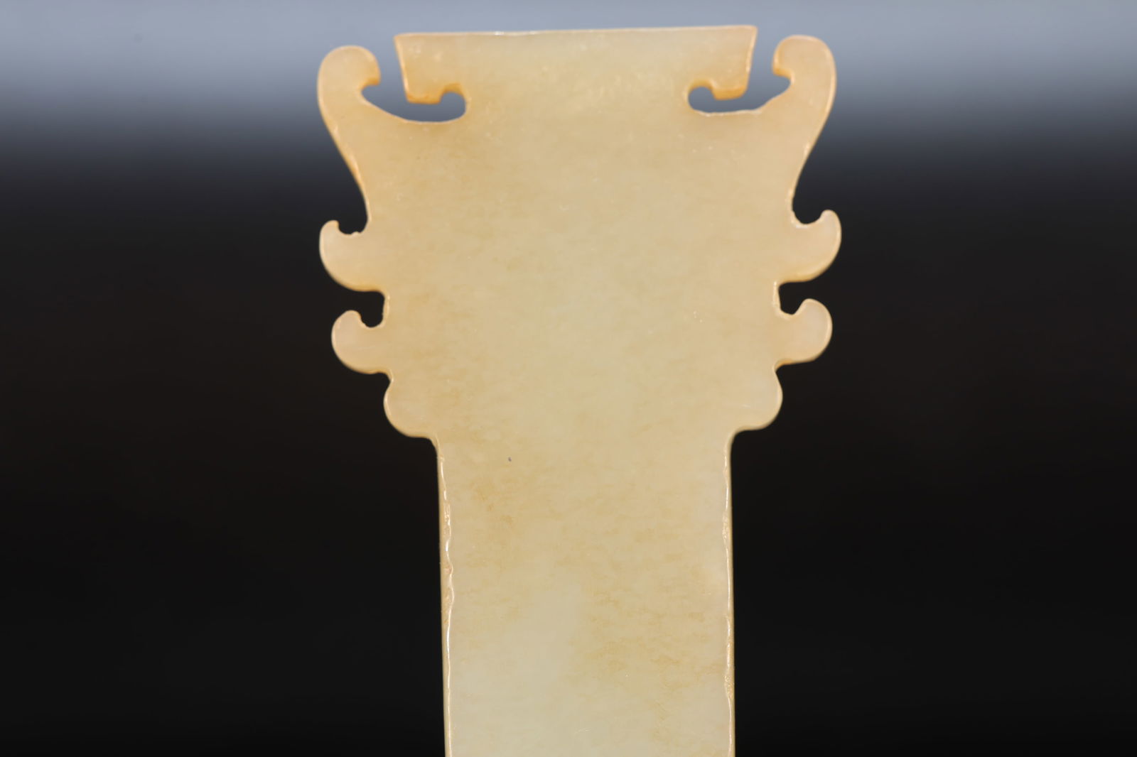 Jade Carved Beast Face Pattern Ornament - 2