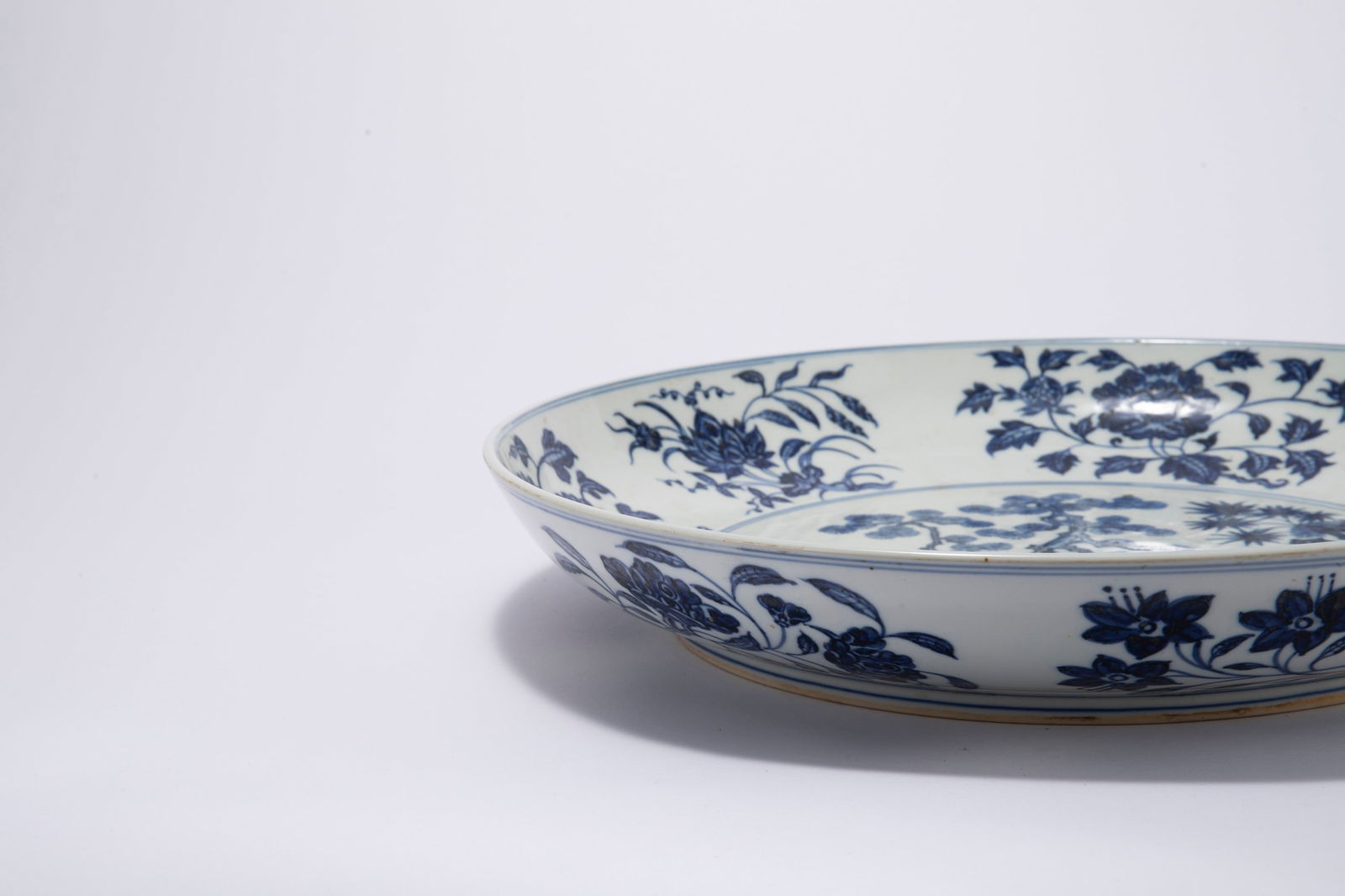 Blue and White Pine Tree Pattern Porcelain Plate - 10