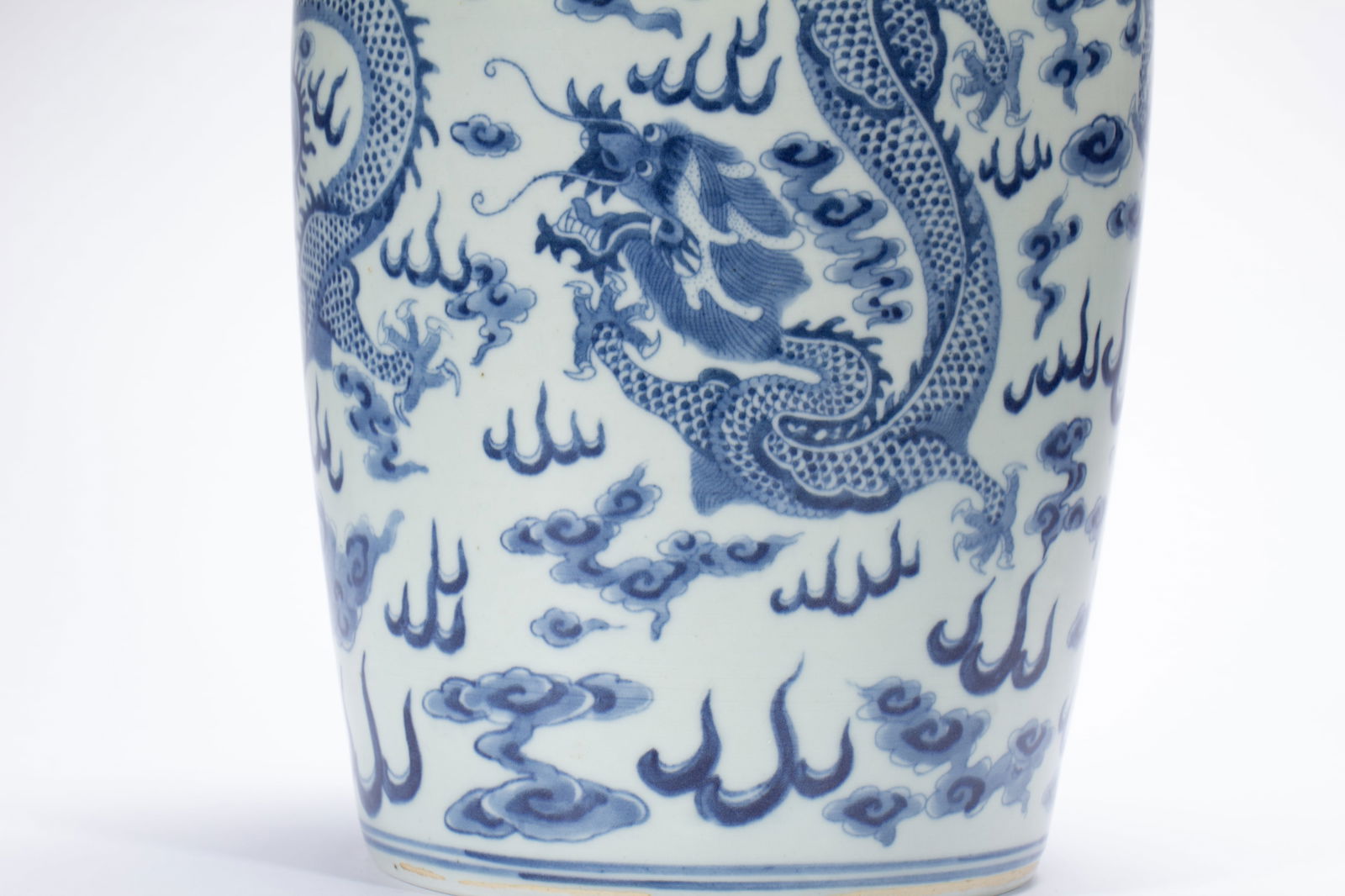 Blue and White Dragon Pattern Porcelain Pot - 4