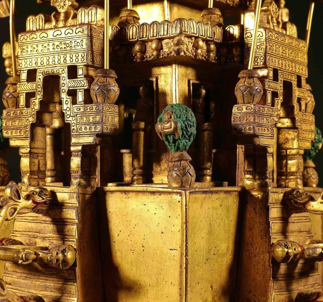 Solid Gold Chinese Coin - 5