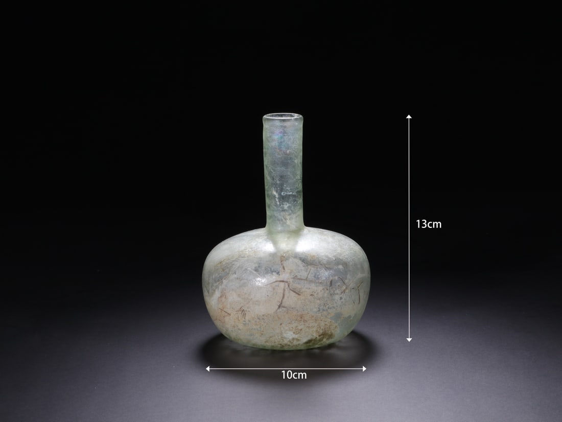 Stone Carved Flower and Beast Pattern Table: Stone Carved Flower and Beast Pattern Table (78 x 78 x 40cm)