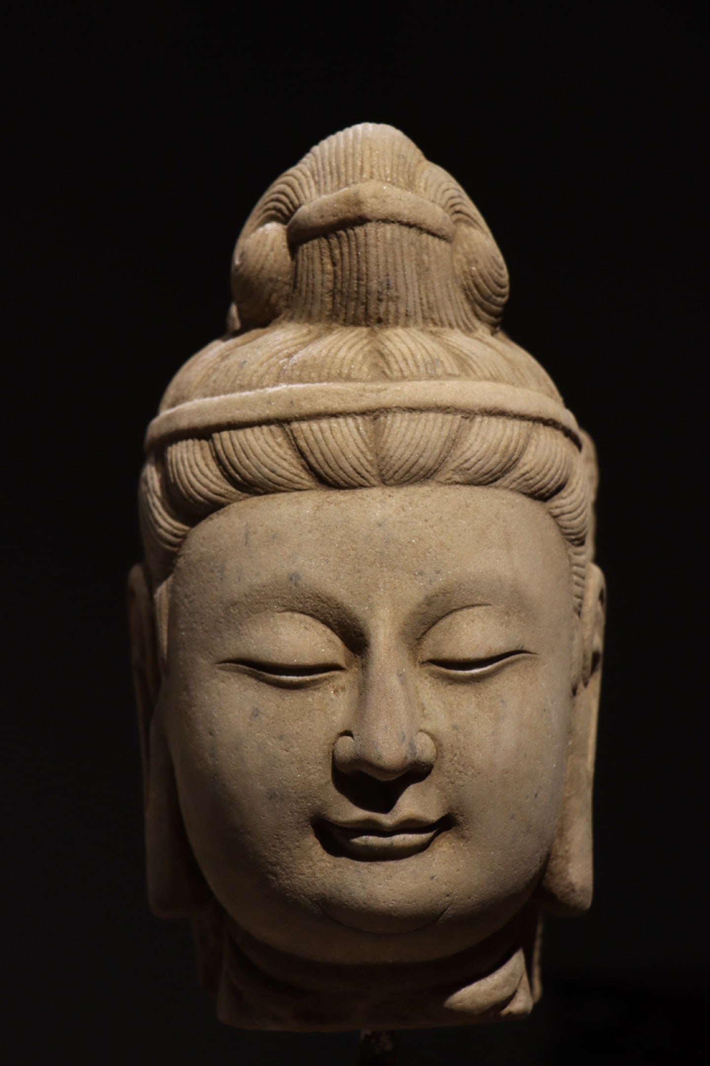 Stone GuanYin Head Figure (1 of 6)