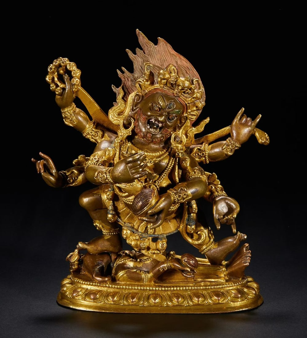 Gilt Bronze Mahakala Figure: Gilt Bronze Mahakala Figure (30 x 23cm,6700g)