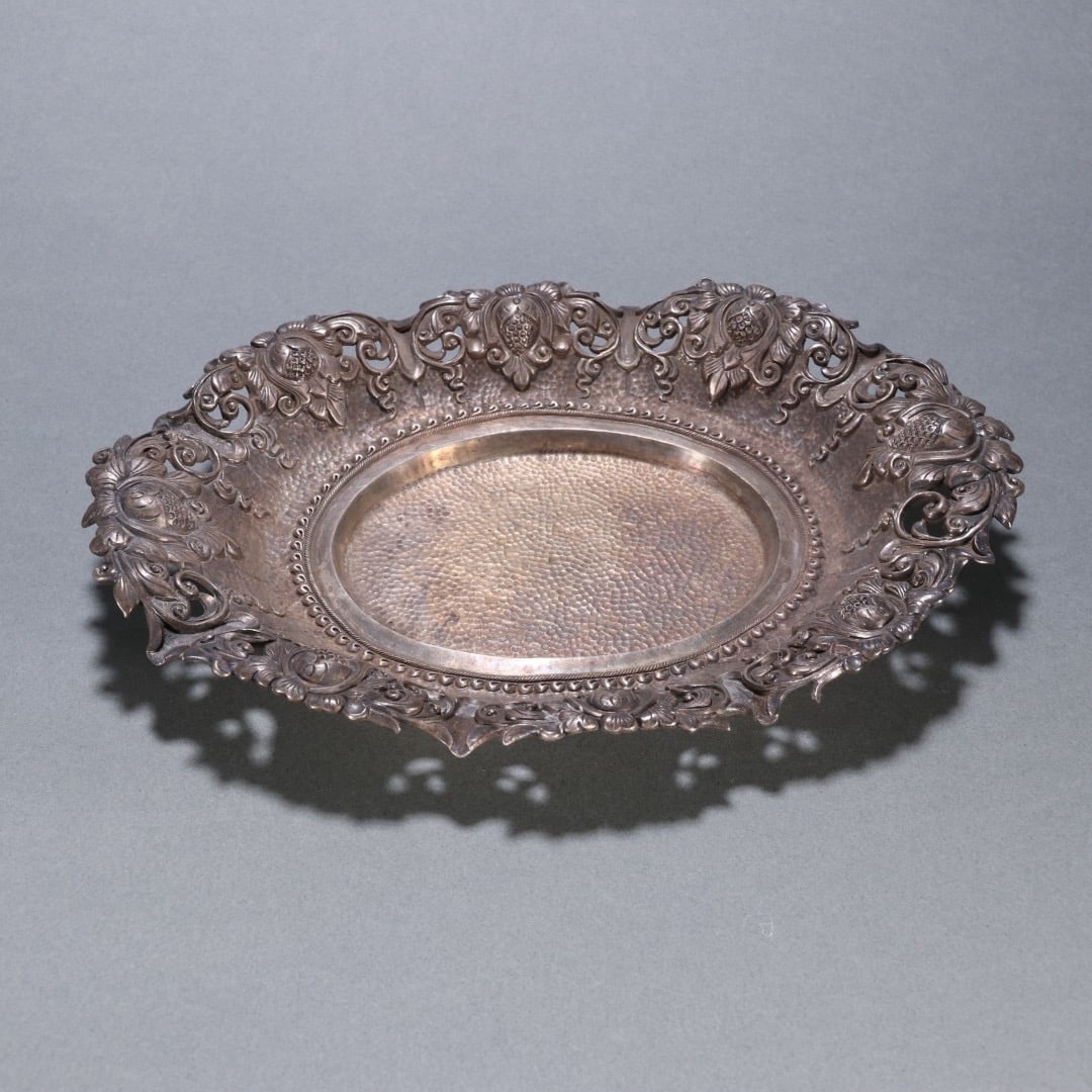 Silver Carved Flower Pattern Plate - 7