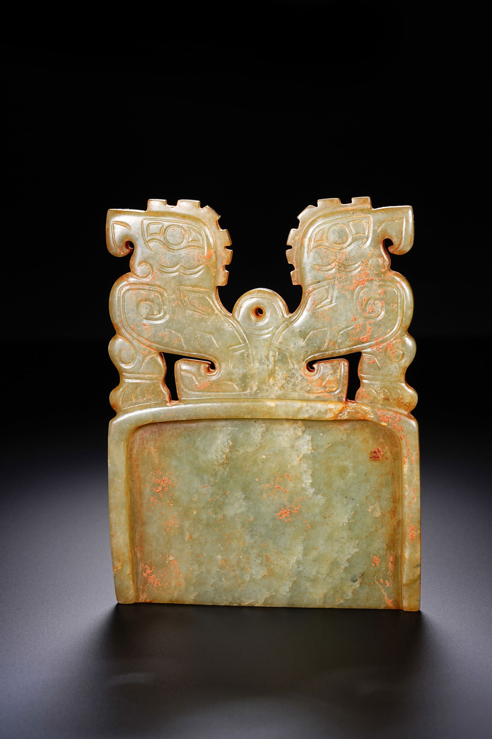 Jade Carved Beast Face Pattern Bird Shape Washer: Jade Carved Beast Face Pattern Bird Shape Washer (8 x 10.4 x 1cm)