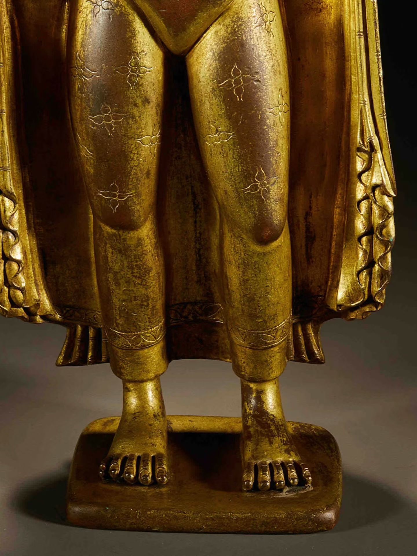 Gilt Bronze Sakyamuni Figure - 7