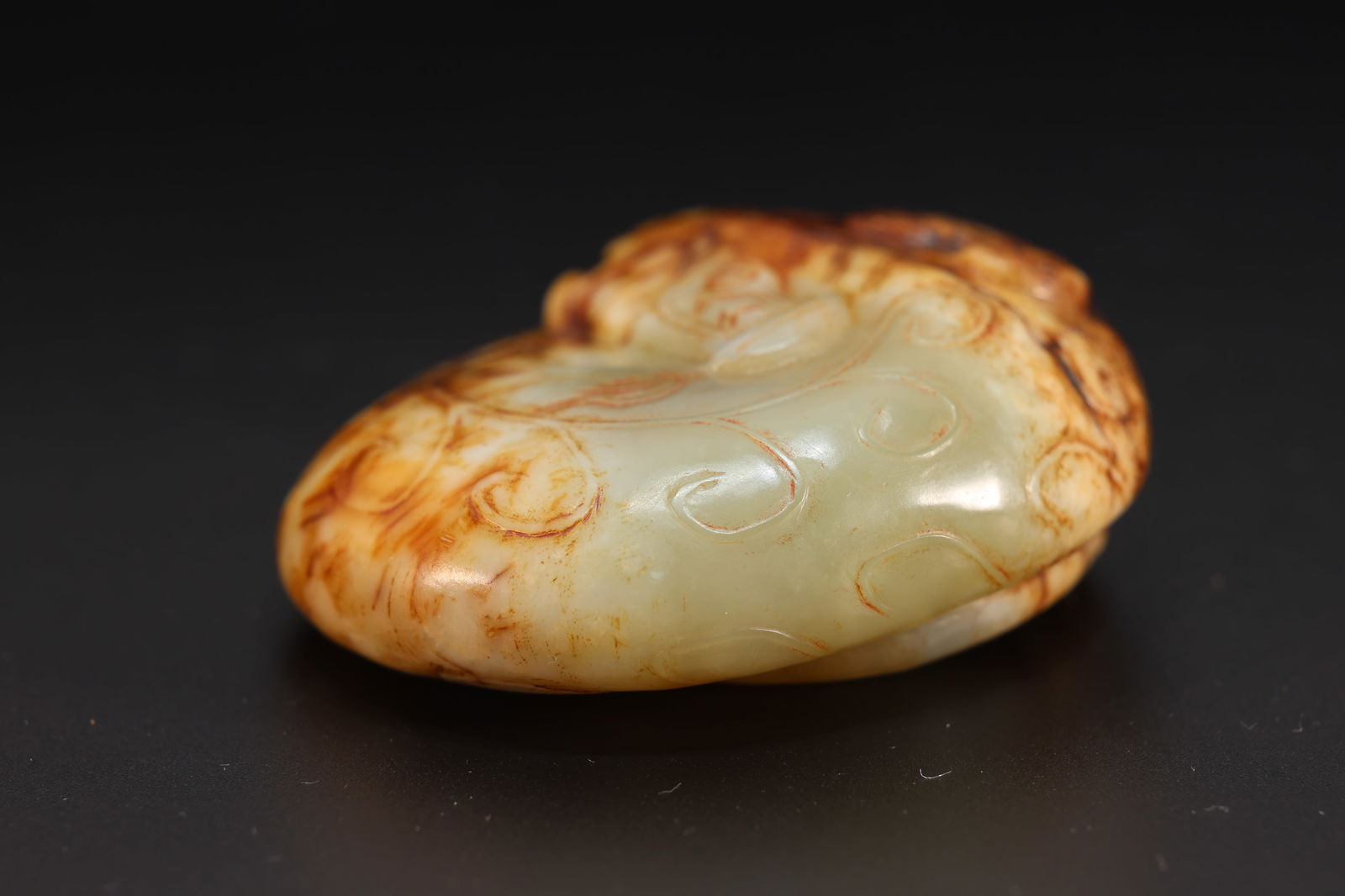 Jade Carved Beast Shape Ornament - 4