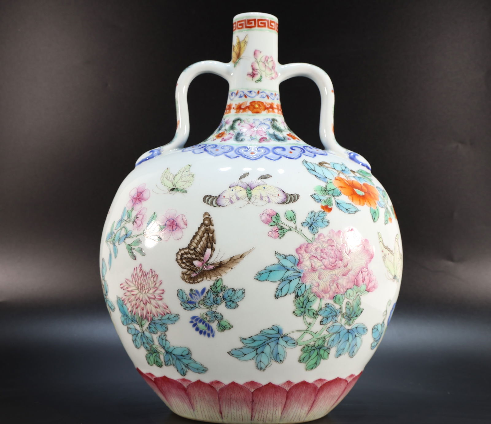 Famille Rose Flower with Butterfly Pattern Porcelain Moon Shaped Vase: Famille Rose Flower with Butterfly Pattern Porcelain Moon Shaped Vase (33 x 24 x 14cm)