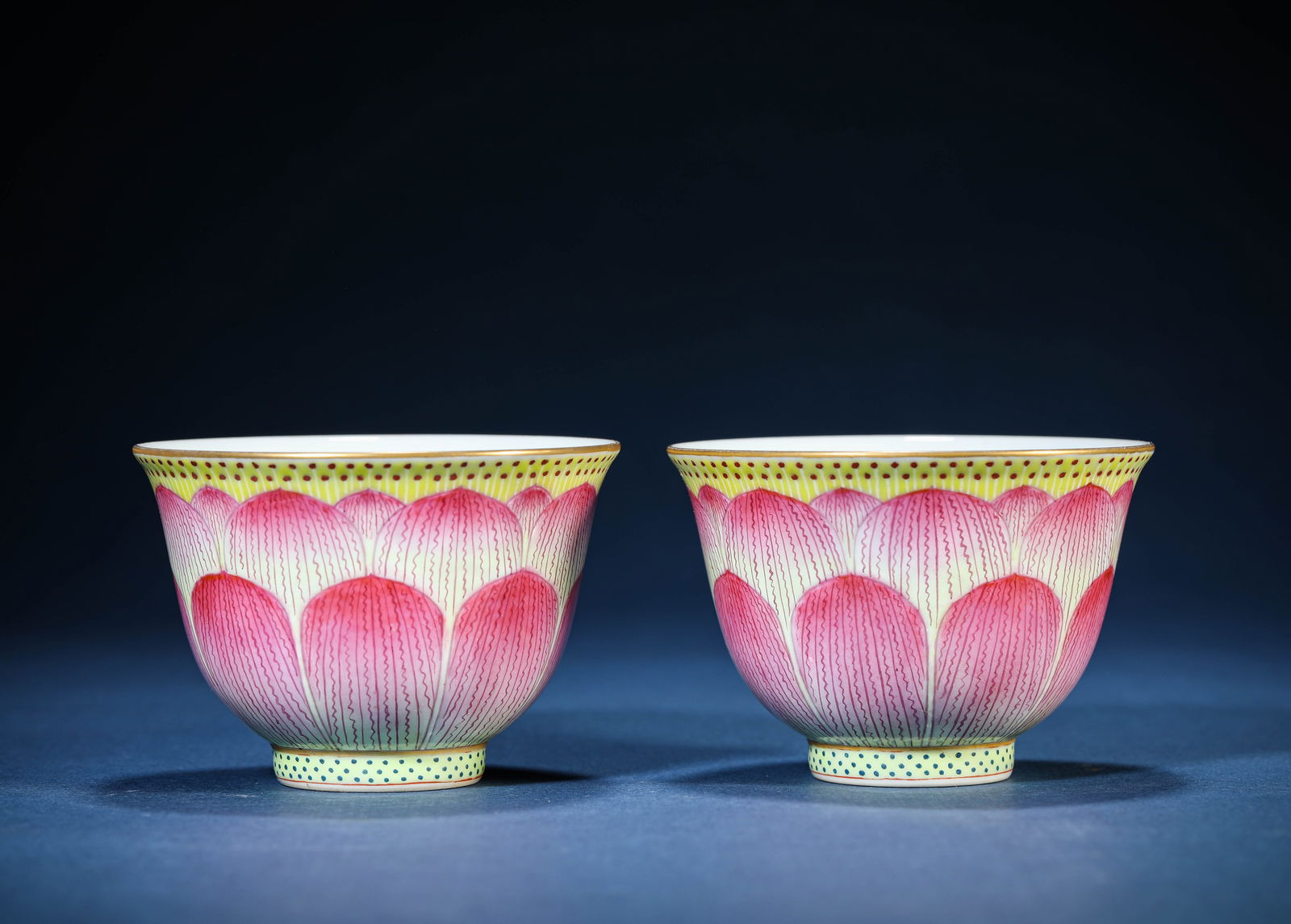 A Pair of Famille-Rose 'Lotus' Cups: A Pair of Famille-Rose 'Lotus' Cups (9 x 6.3 cm)