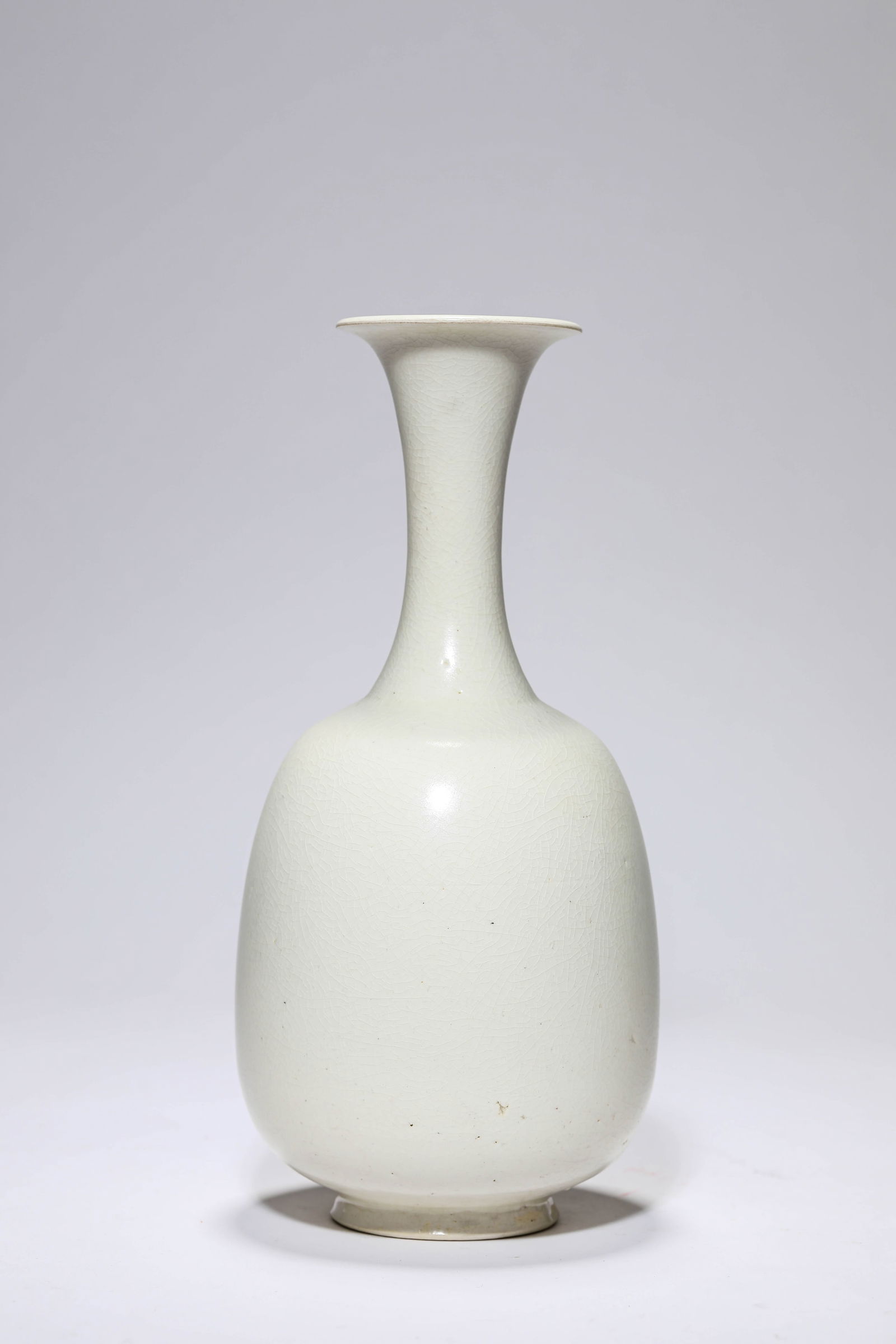 A White Porcelain Vase - 3