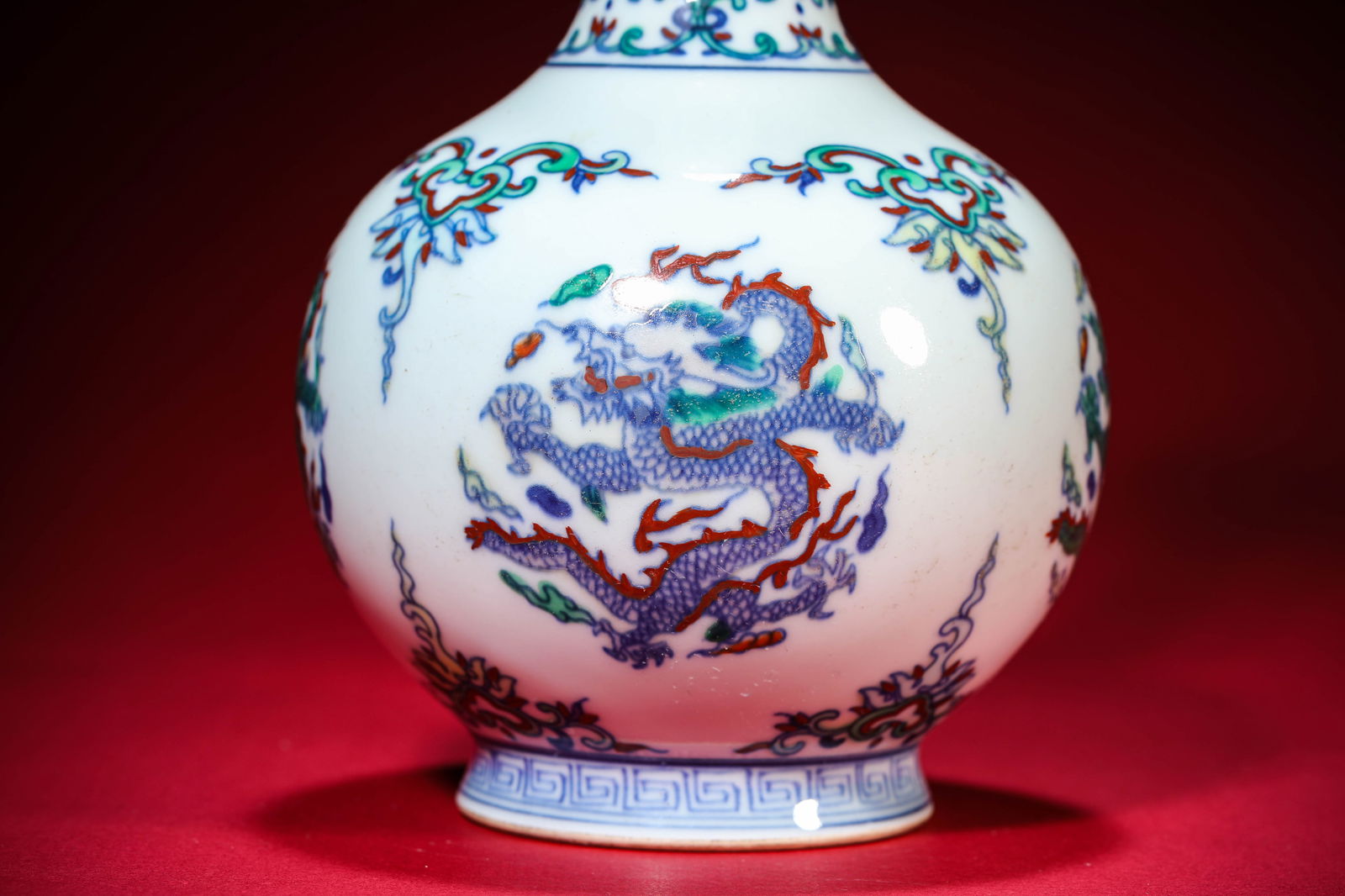 A Doucai 'Dragon' 'Dish-Mouth' Vase - 4