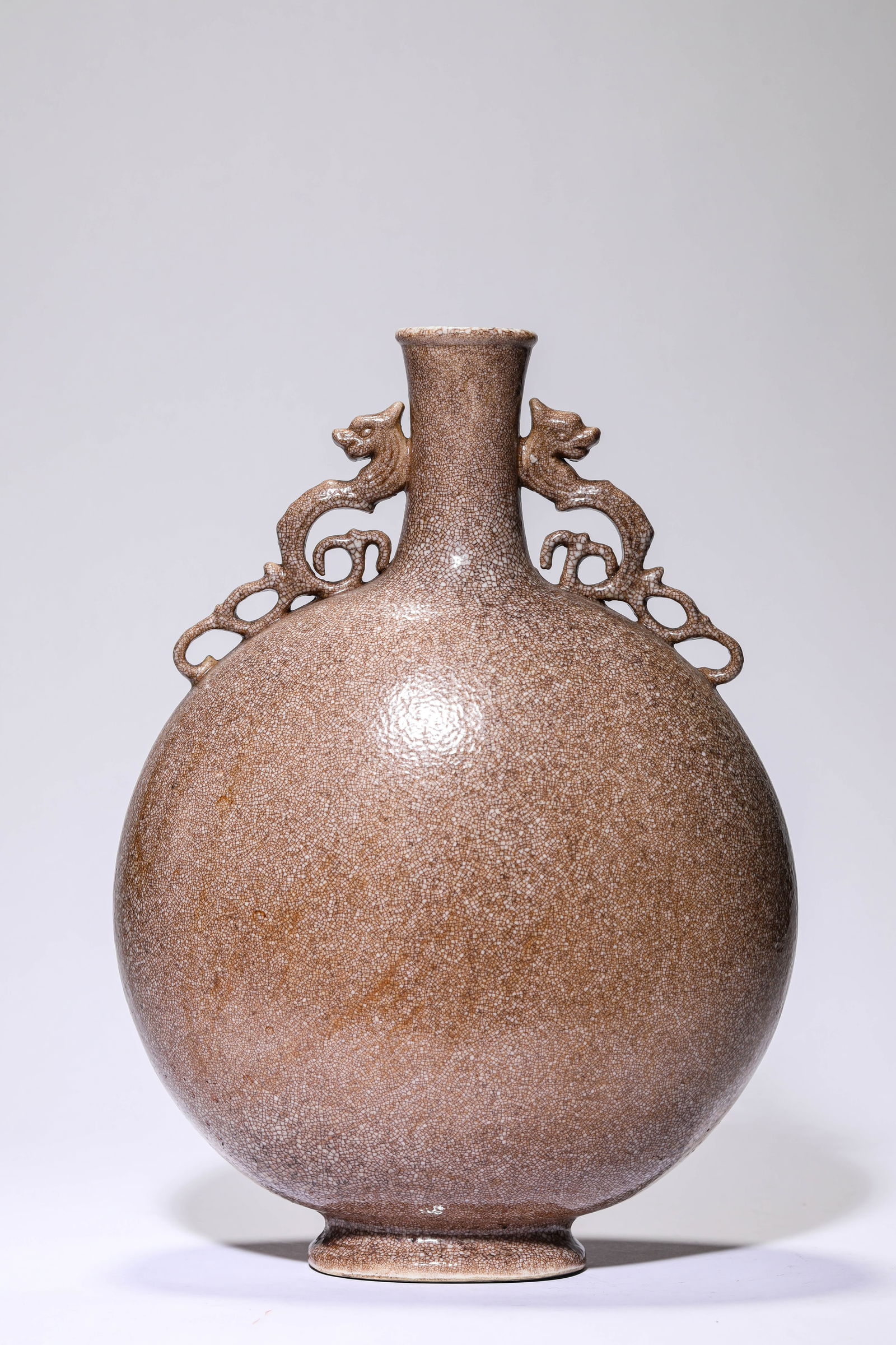 A Ge-Type ‘Crackle and Chi-Dragon Handles’ Moonflask - 4