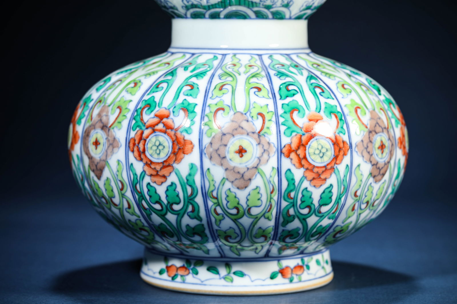 A Doucai 'Auspicious Beast and Florals' Vase - 2