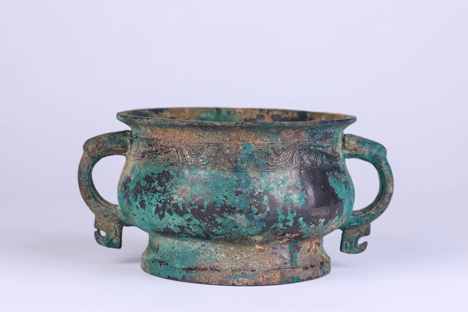 A Bronze 'Gui' Ritual Food Vessel - 4