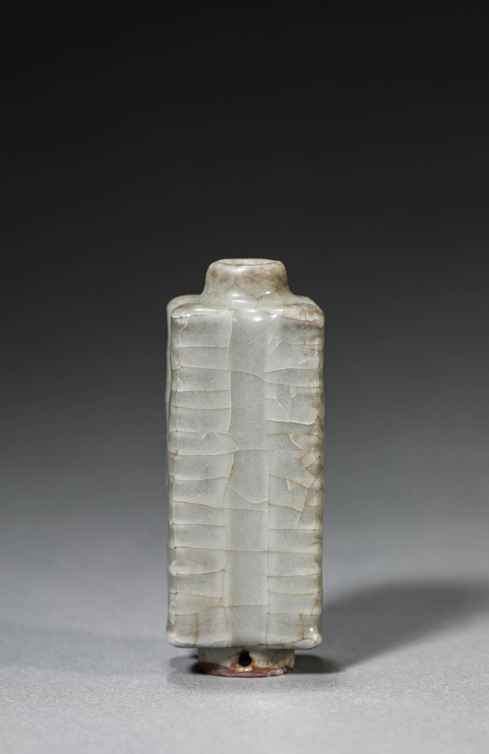 A Guan-Type Cong-Form Vase (1 of 5)