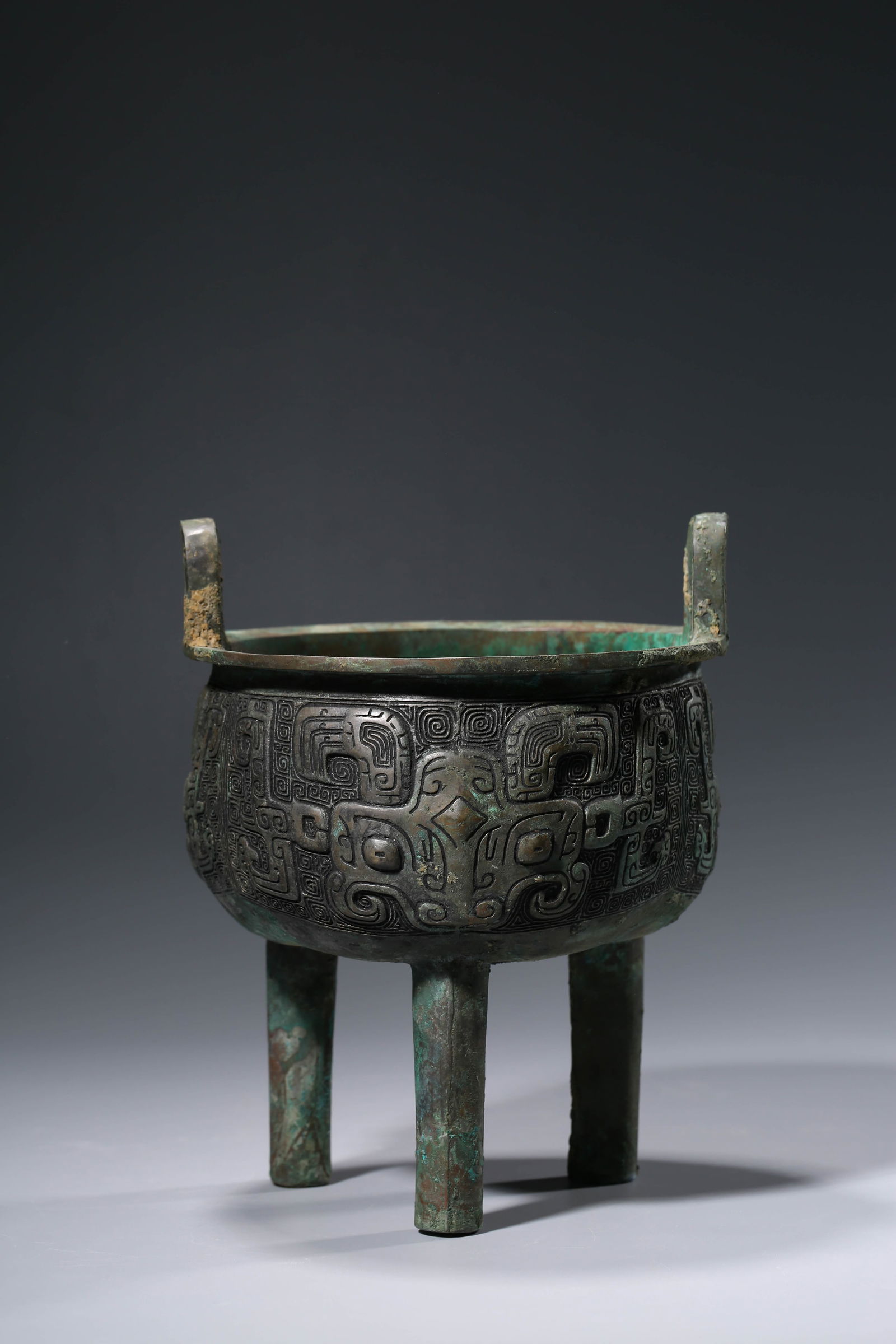 A Tripod 'Ding' (1 of 7)