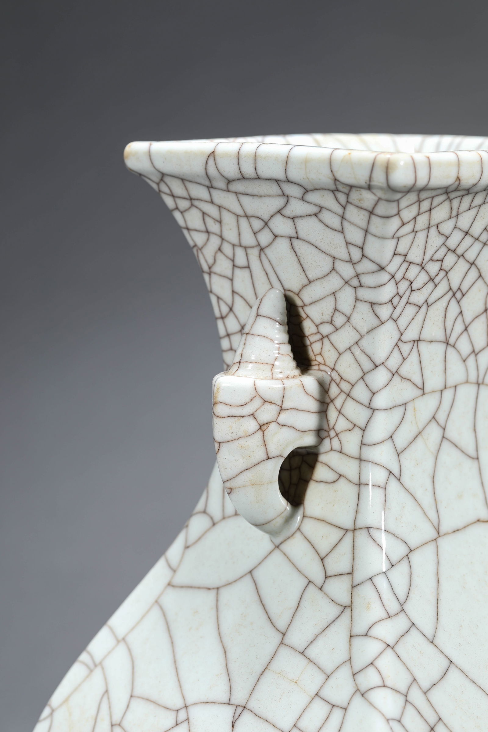 A Guan-Type Vase - 3