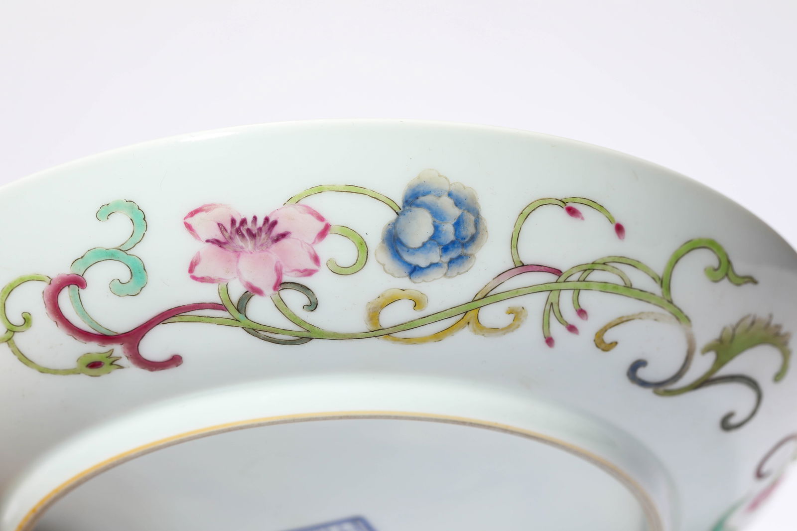 A Famille-Rose 'Landscape' Dish - 5
