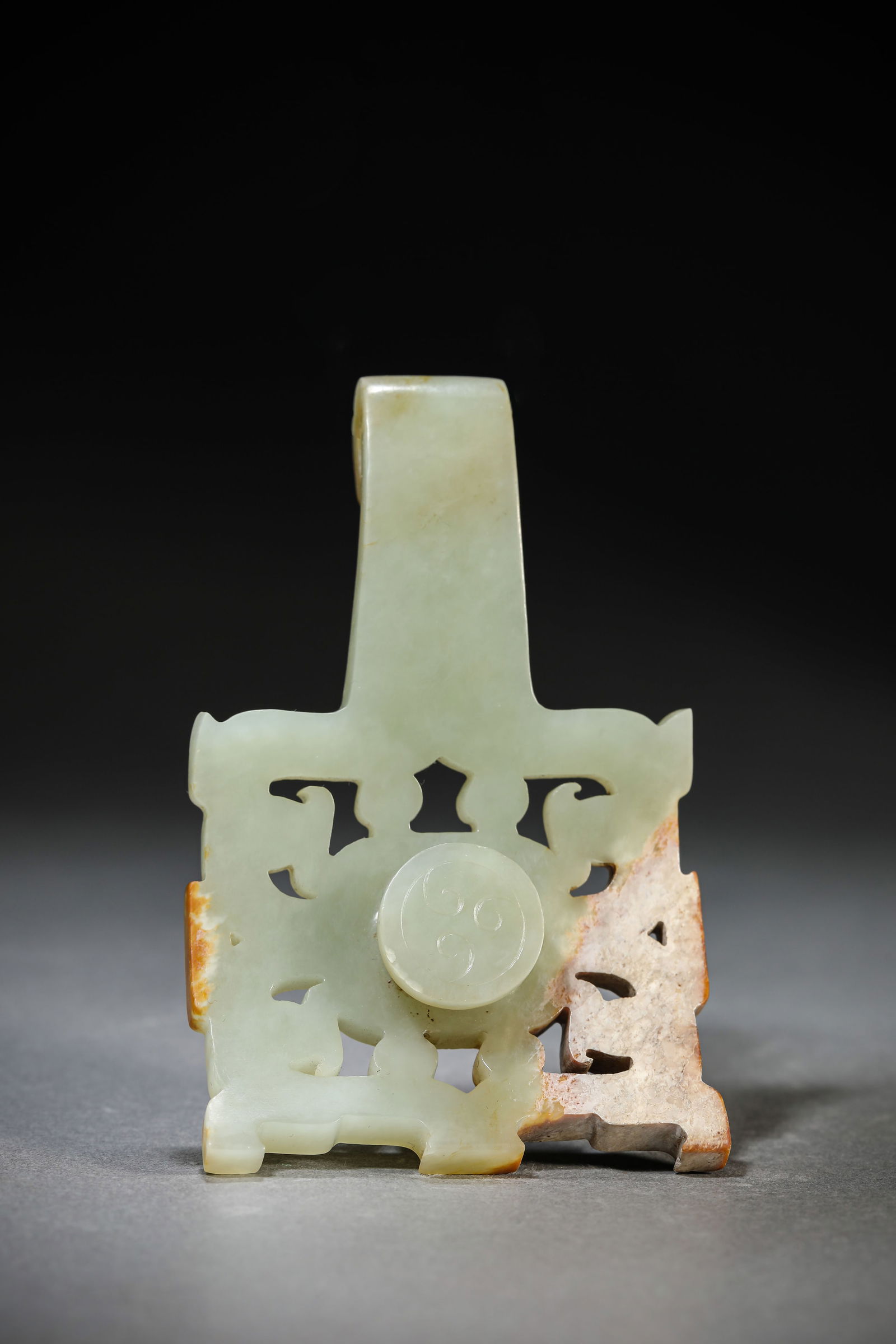 A Jade 'Dragon' Belt Hook - 2