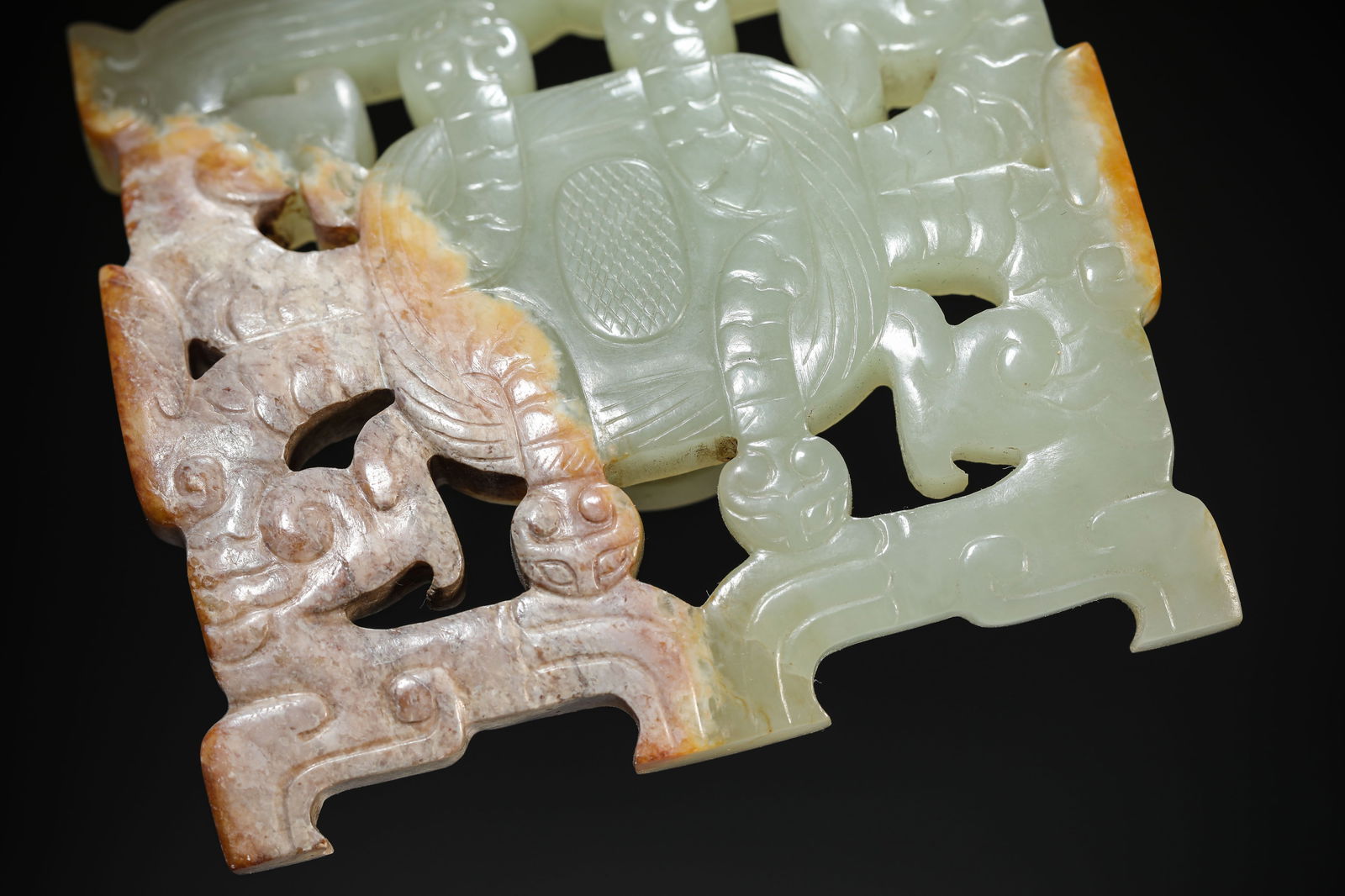 A Jade 'Dragon' Belt Hook - 5