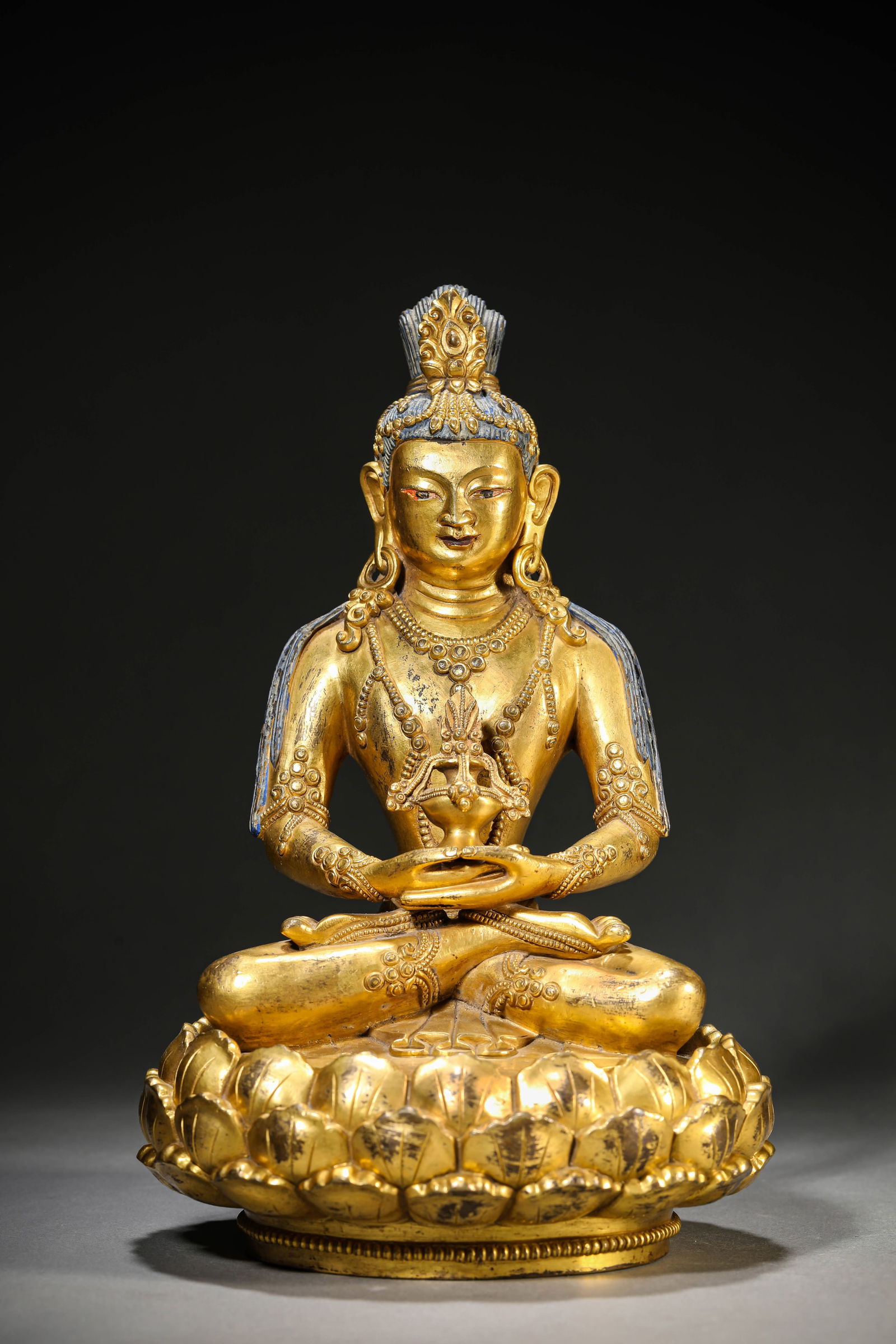 A Gilt-Bronze Figure of Amitayus (1 of 7)