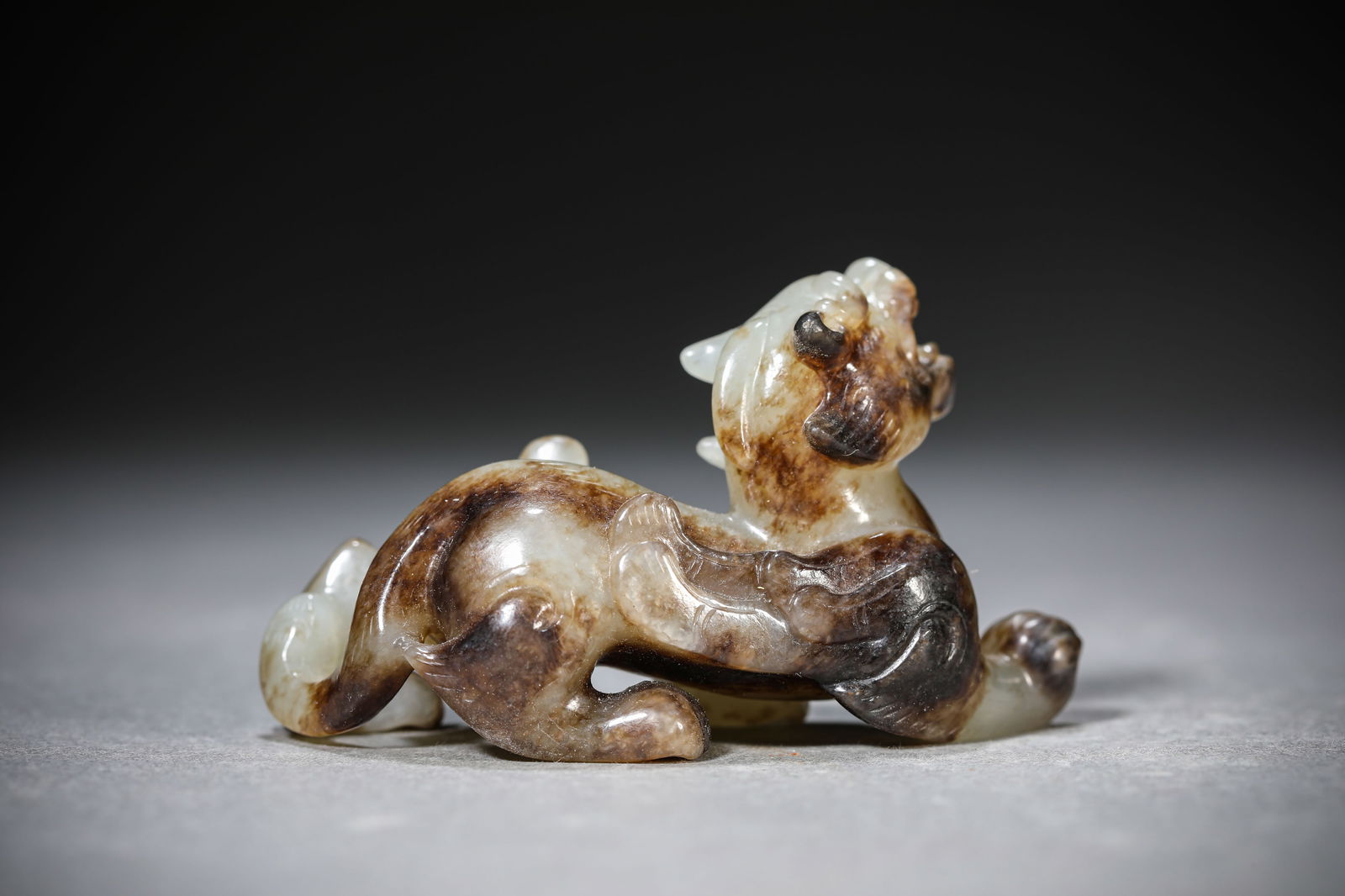 A Jade 'Auspicious Beast' - 3