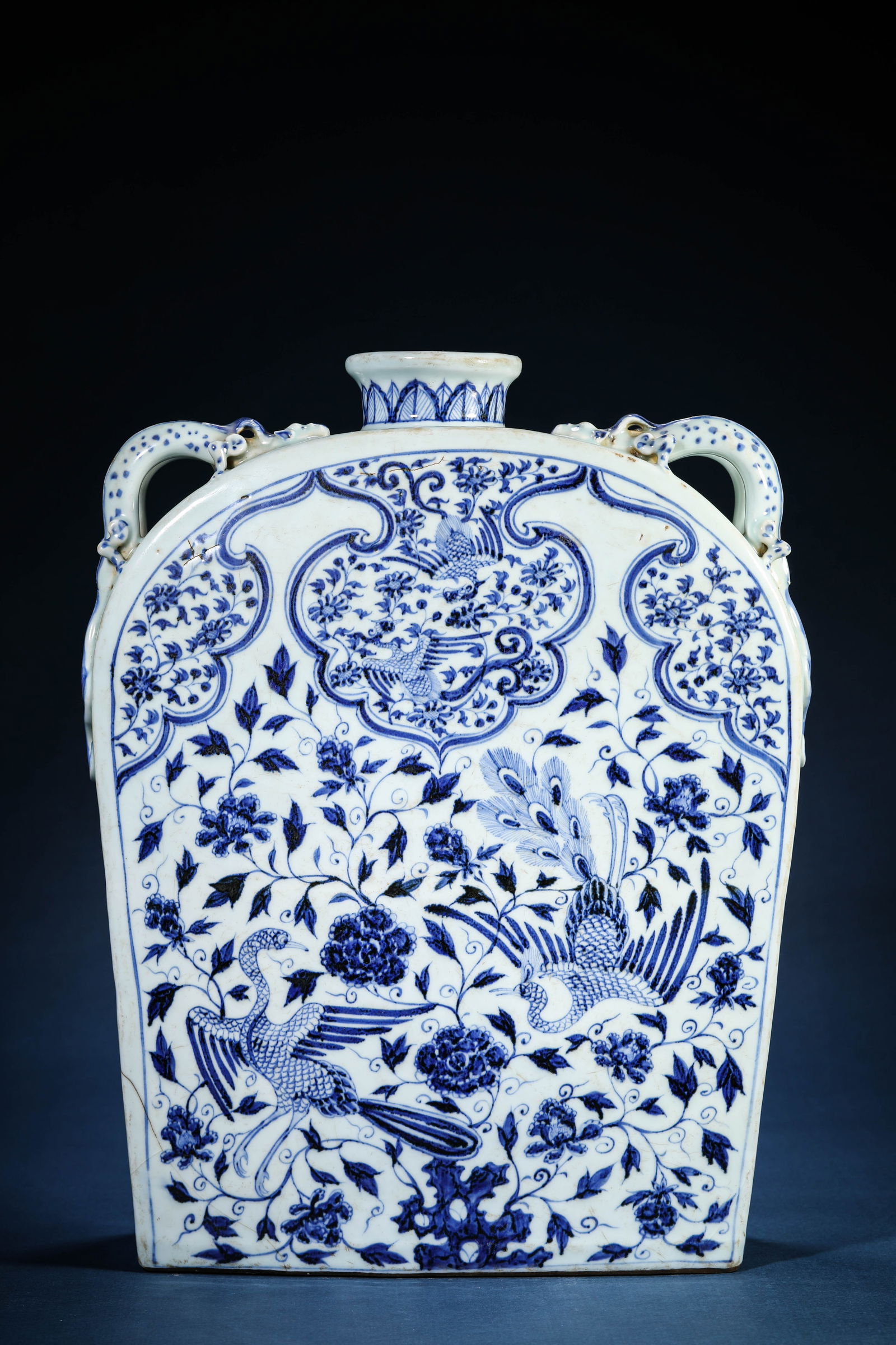 A Blue and White 'Phoenix'Flask - 4