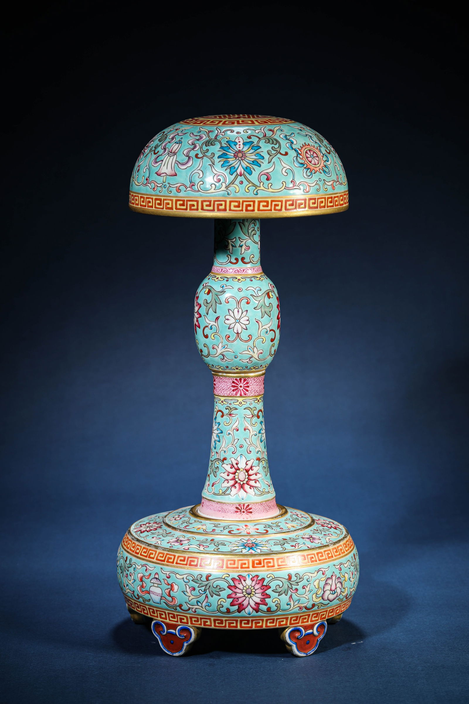 A Turquoise-Ground 'Interlocking Florals and Eight Buddhist Emblems' Hat Stand - 3