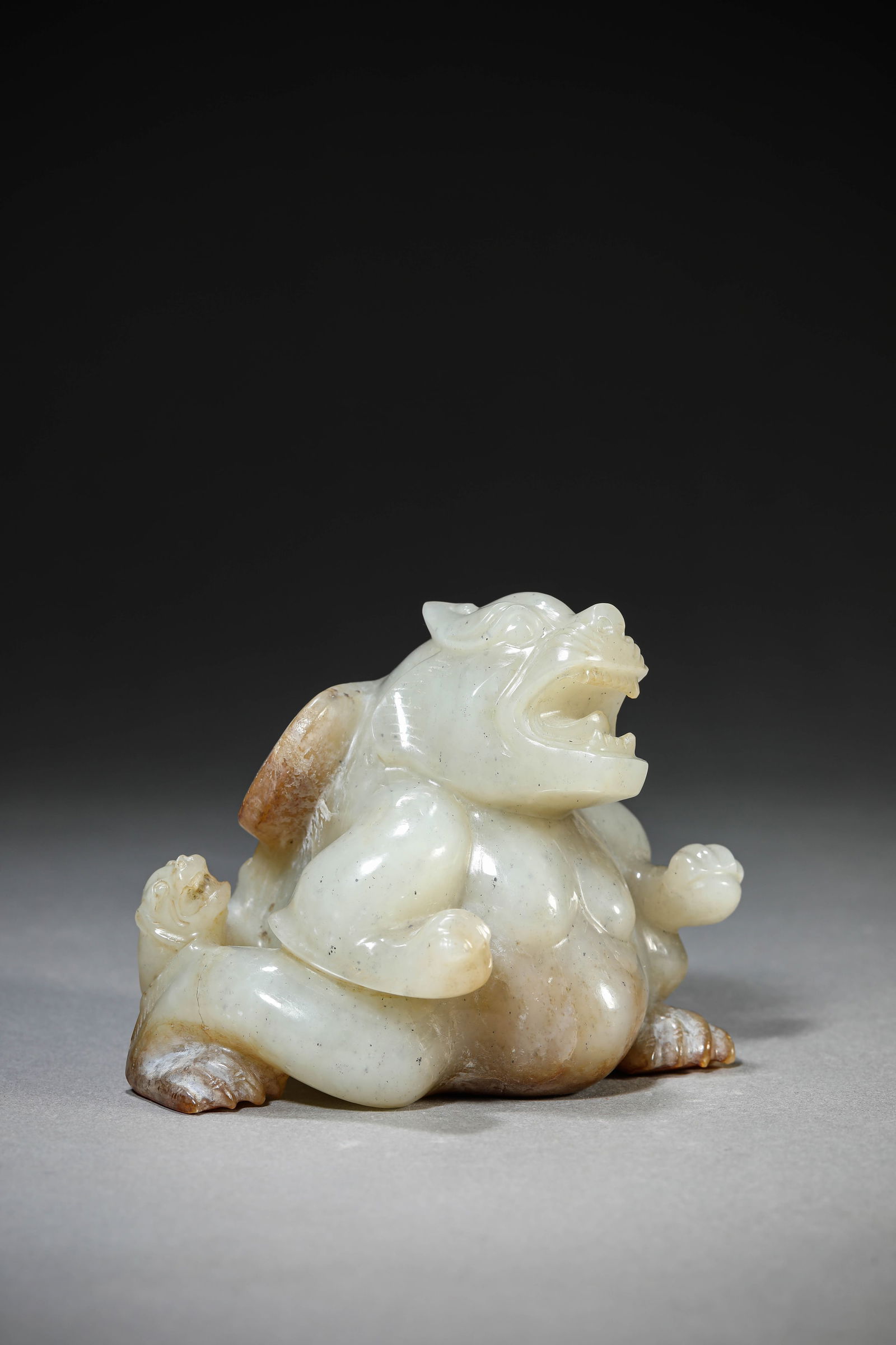 A Jade 'Auspicious Beast' - 2