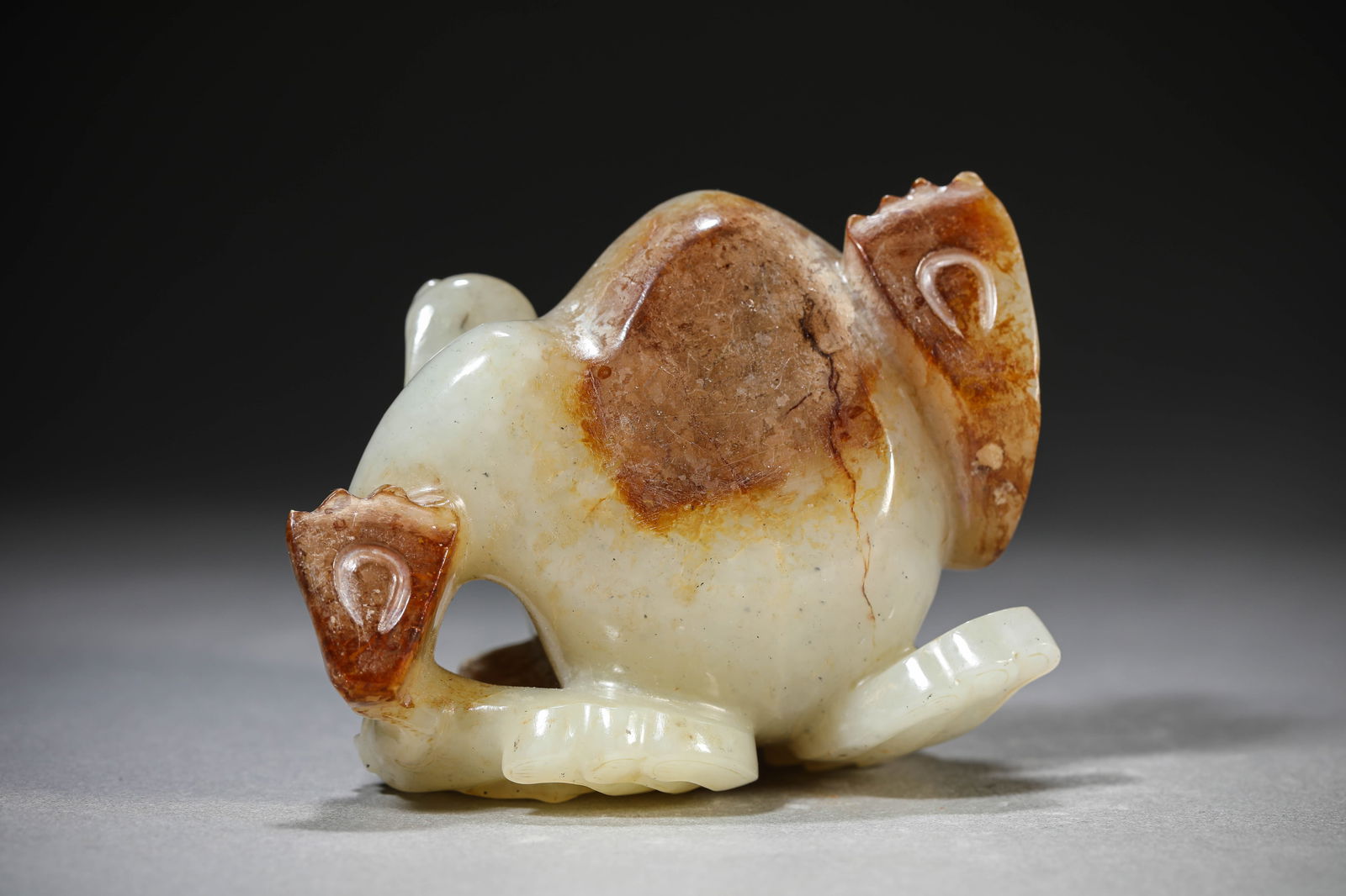 A Jade 'Auspicious Beast' - 8