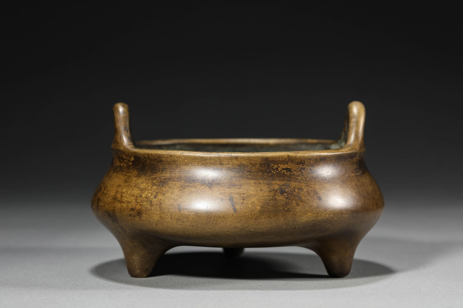 A Bronze 'Bridge Handles' Censer - 2