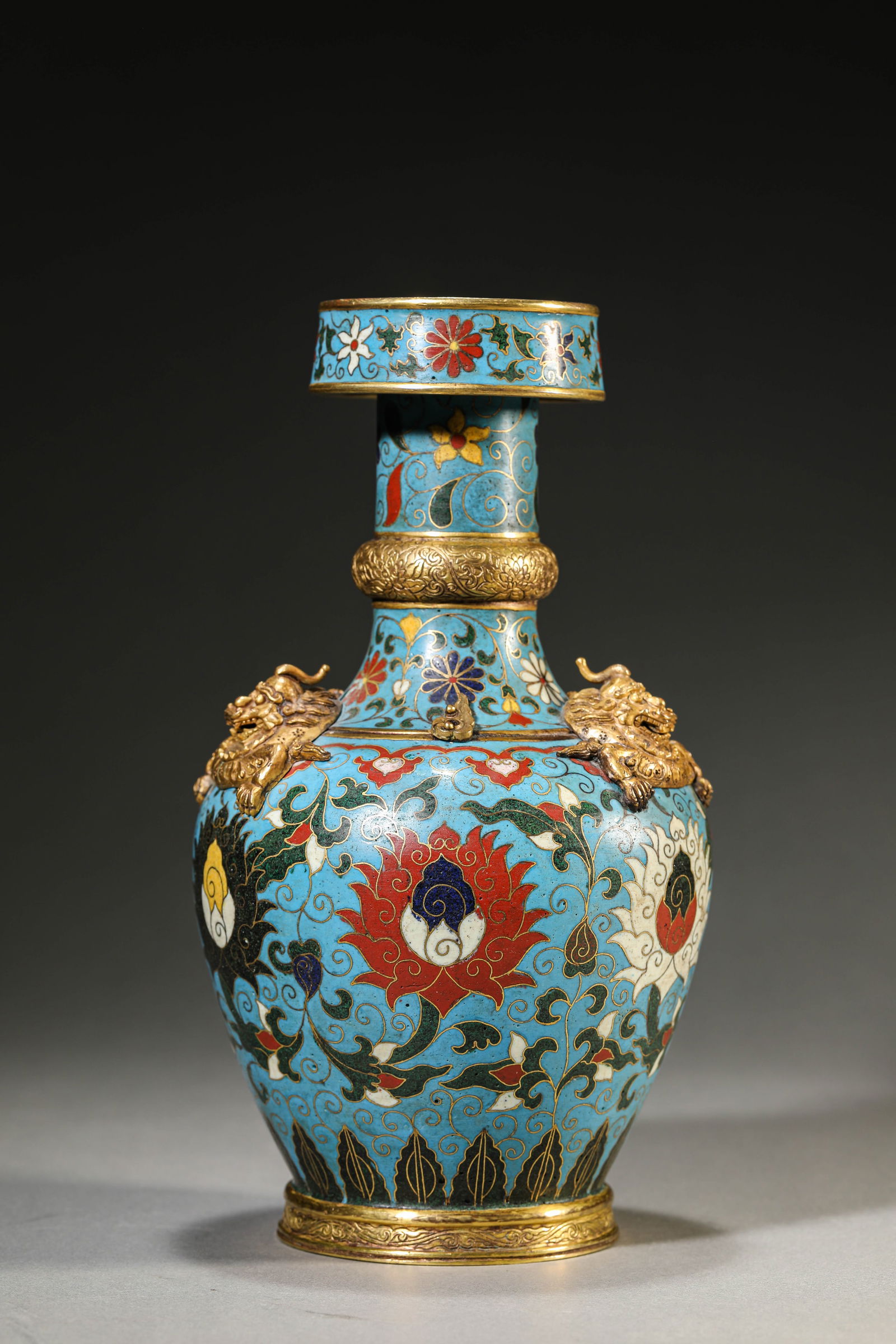 A Cloisonné Enamel 'Interlocking Lotus and Dragon' Vase: A Cloisonné Enamel 'Interlocking Lotus and Dragon' Vase (13 x 23.5 cm, Weight: 1475 grams)