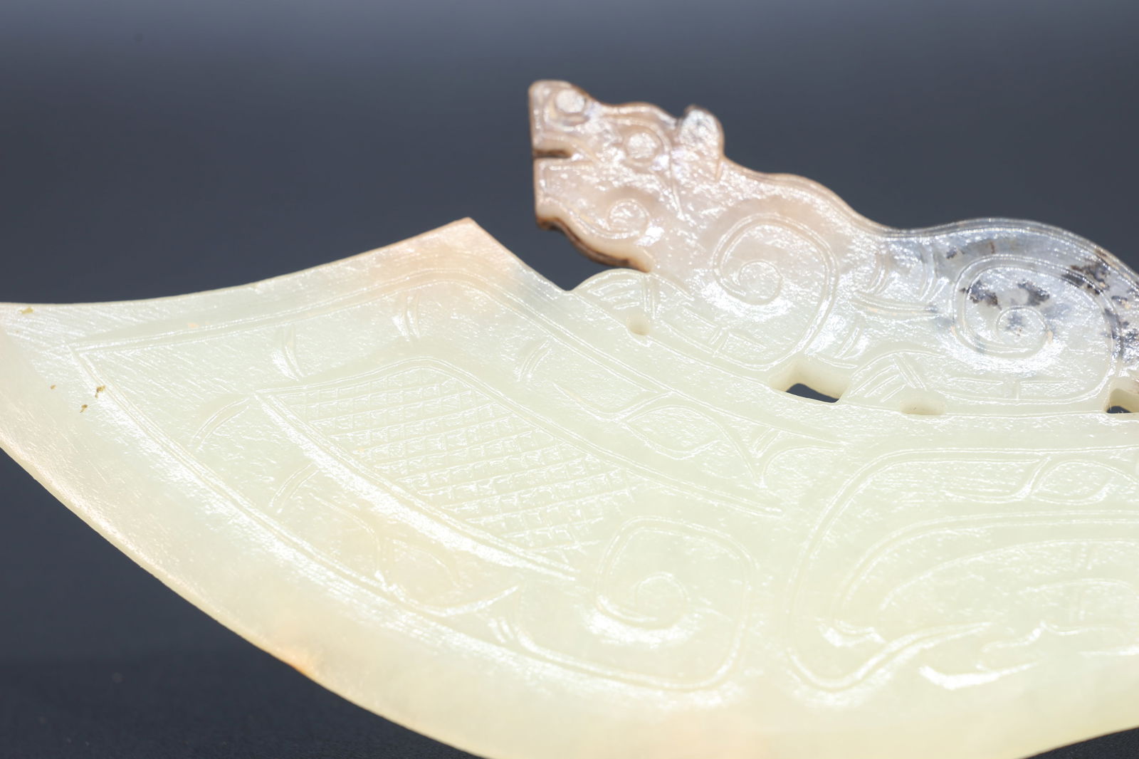 Jade Carved Beast Face Pattern Tiger Shape Sword Ornament - 5