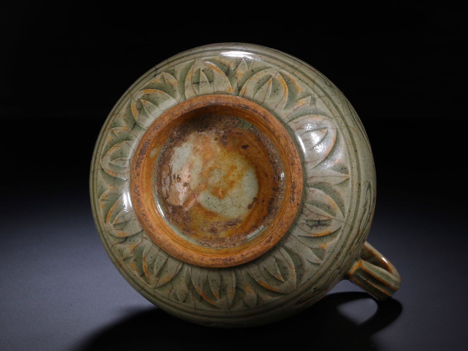 Longquan Ware Carved Dragon Pattern Porcelain Pot - 13