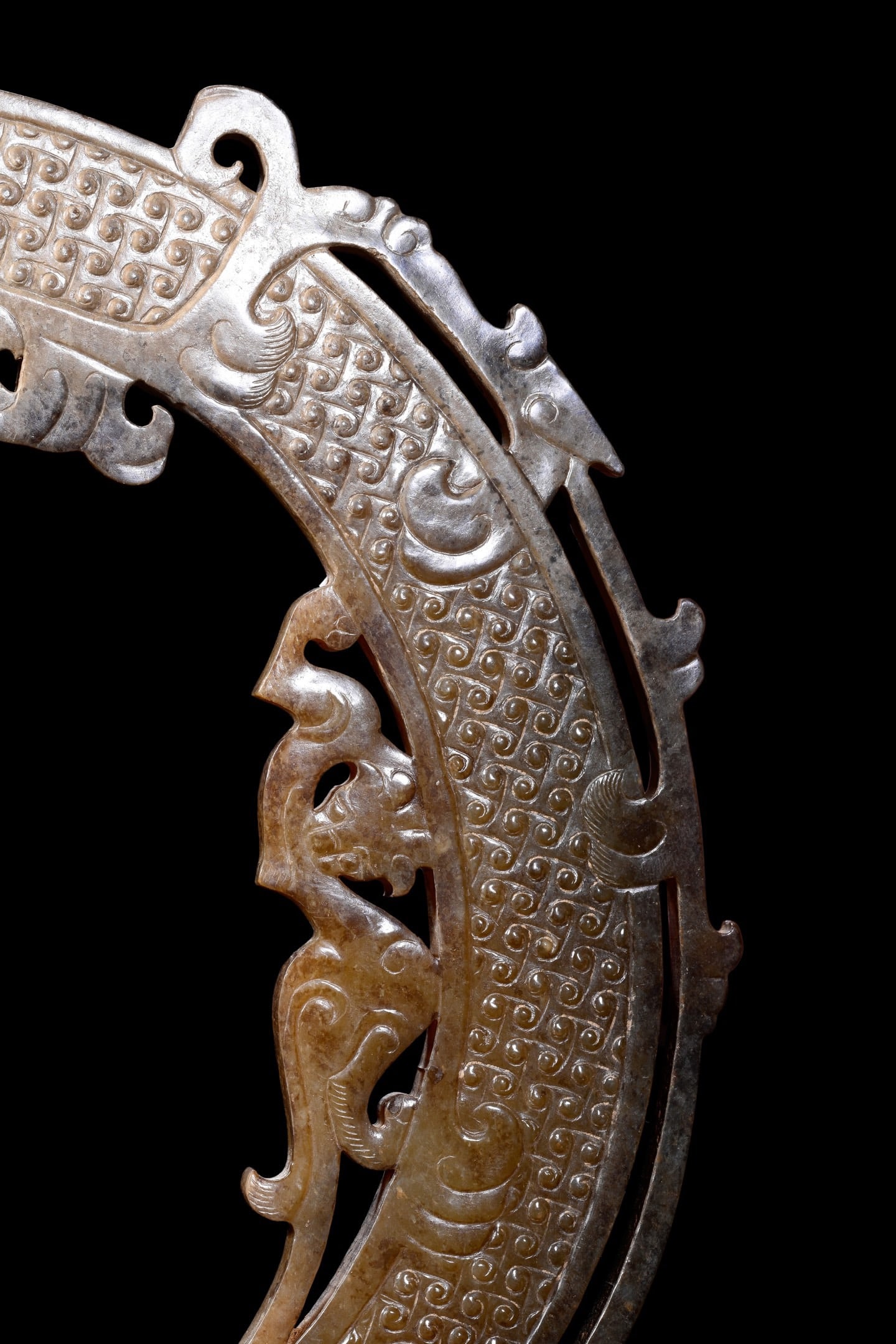 Jade Carved Dragon Shape Yuan - 11