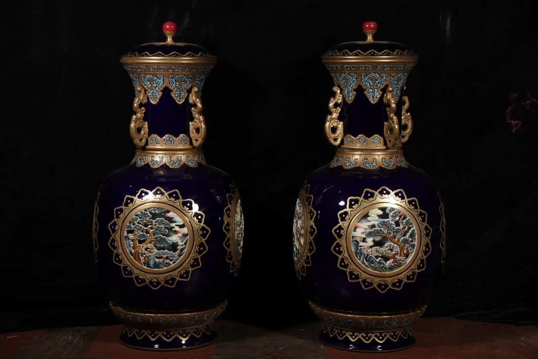 Pair of Bright Blue Glazed Gold Drawing Landscape Pattern Porcelain Movable Vase: Pair of Bright Blue Glazed Gold Drawing Landscape Pattern Porcelain Movable Vase (80 x 25cm)