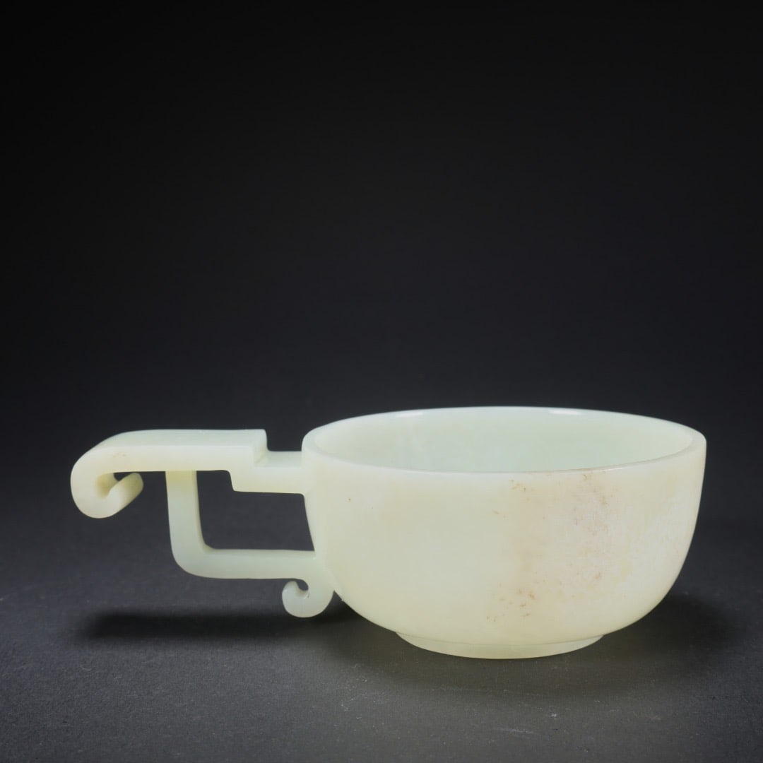 Jade Cup: Jade Cup (12.5 x 8 x 4cm)