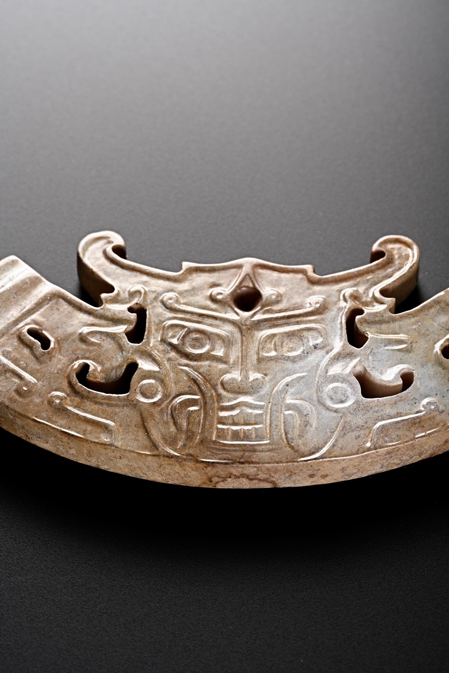 Jade Carved Beast Face Pattern Bi - 12
