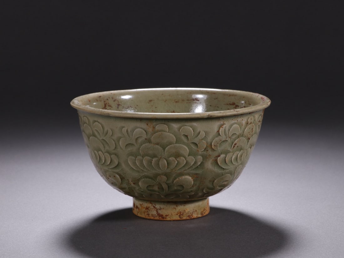 Yaozhou Ware Carved Flower Pattern Porcelain Bowl (1 of 10)
